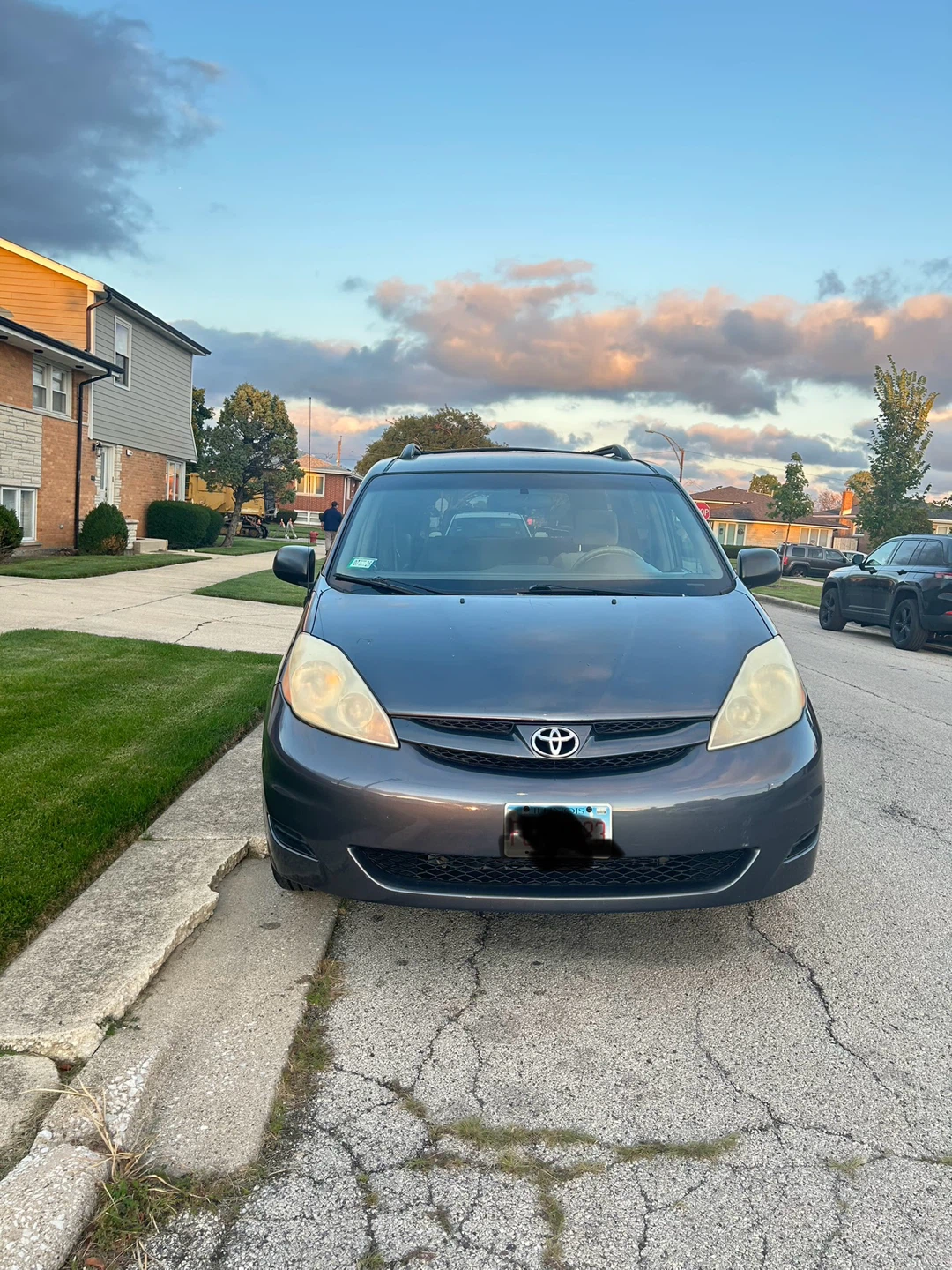 Toyota Sienna Wheelchair Accessible Van - photo 2