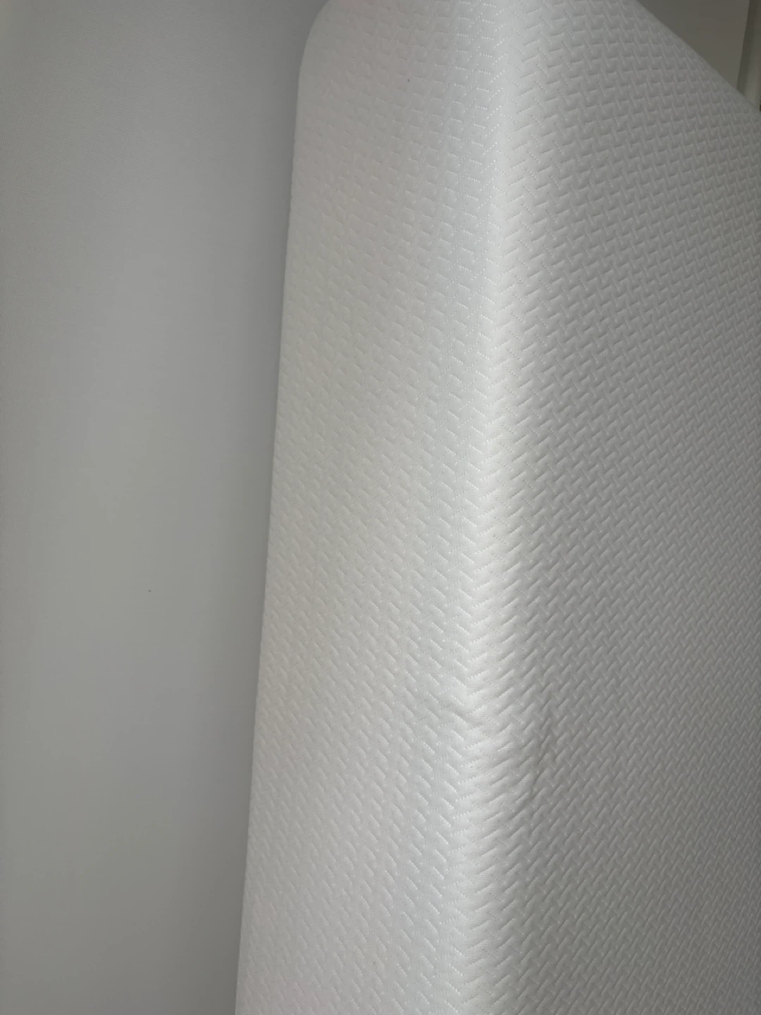 White Mattress (zinus) - photo 3