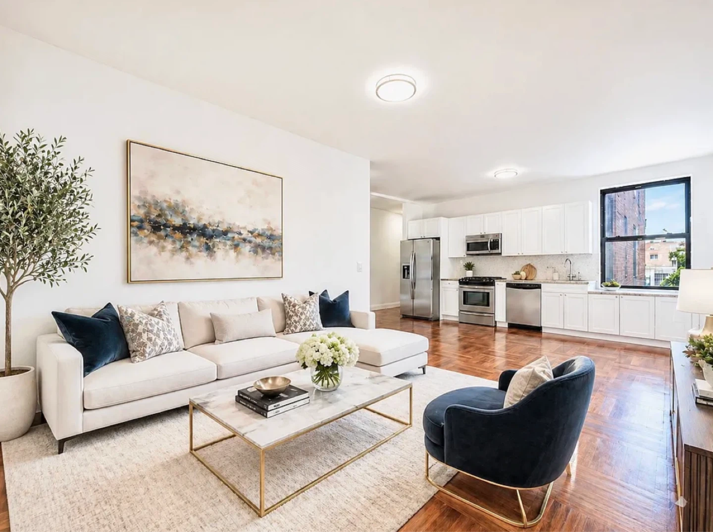 MAY SUBLET in Manhattan - 50 USD per day