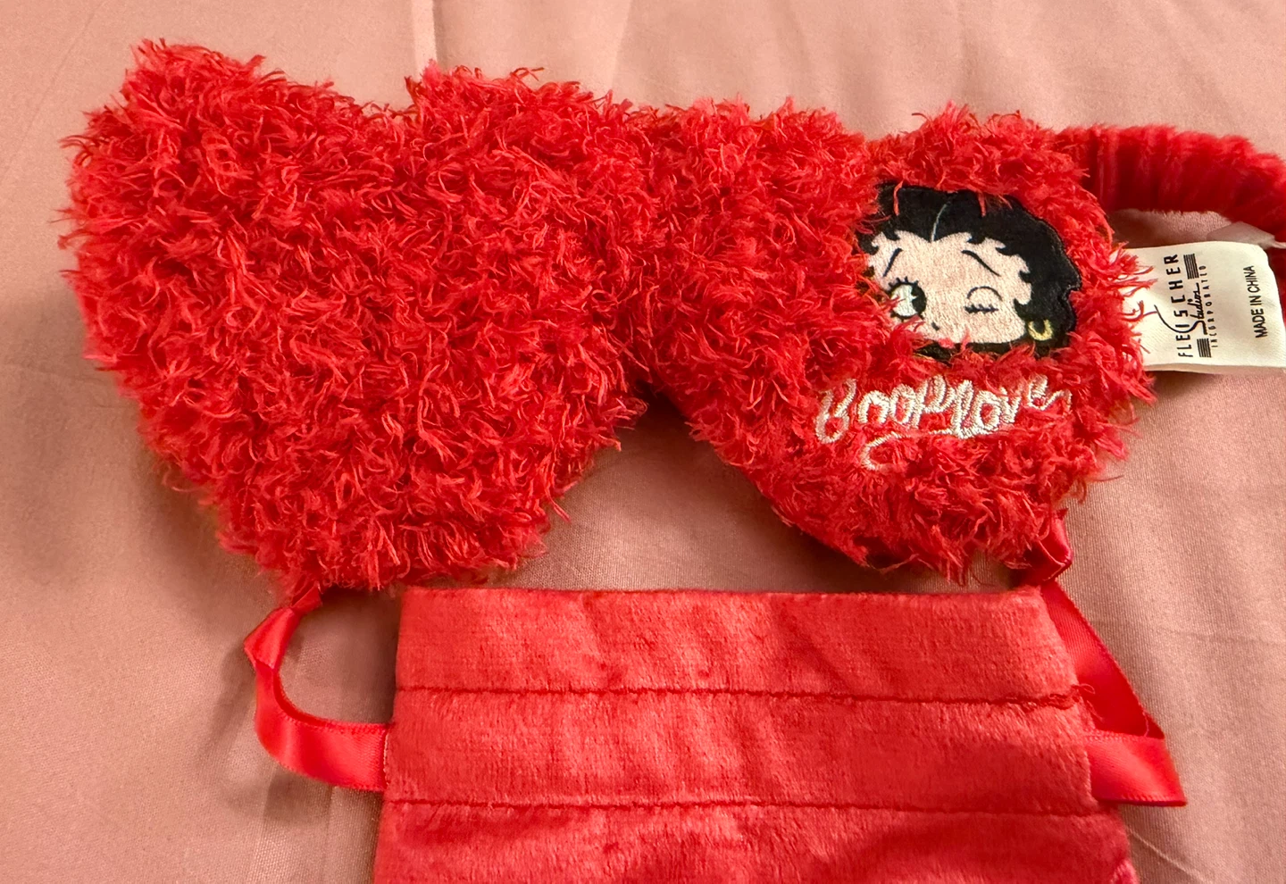 Betty Boop Red Heart Plush Sleep Mask with Pouch - photo 2