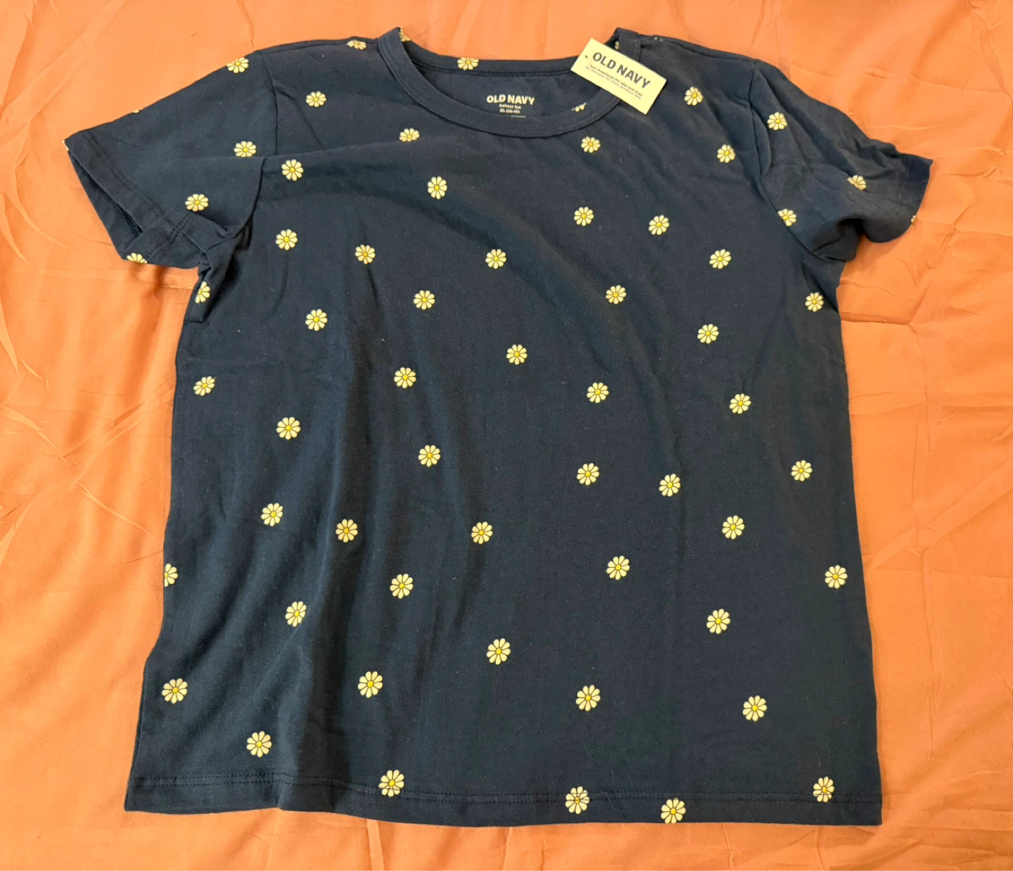 Old Navy Blue Daisy Print Softest Tee XL (14-16)