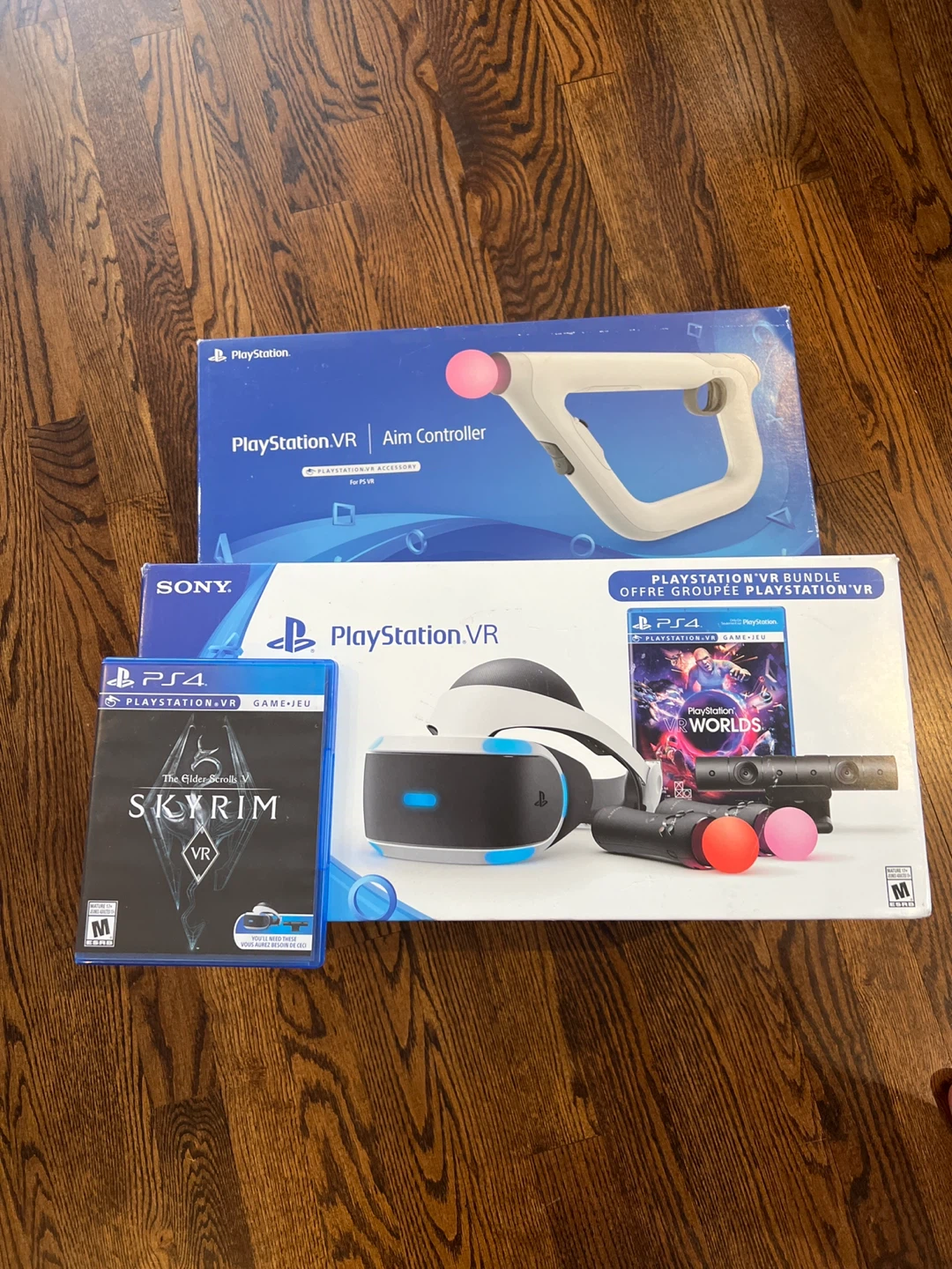 PlayStation VR Bundle with Skyrim VR and Aim Controller