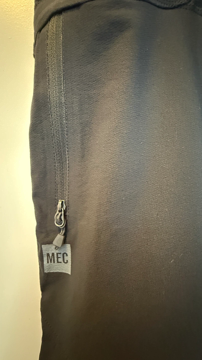 MEC Black Hiking Pants - photo 2