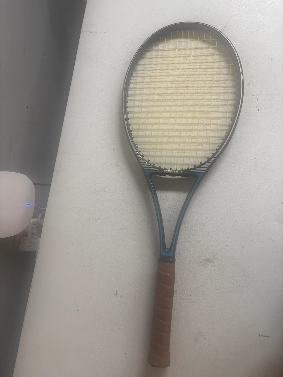 Kennex Silver Ace Tennis Racquet - photo 2