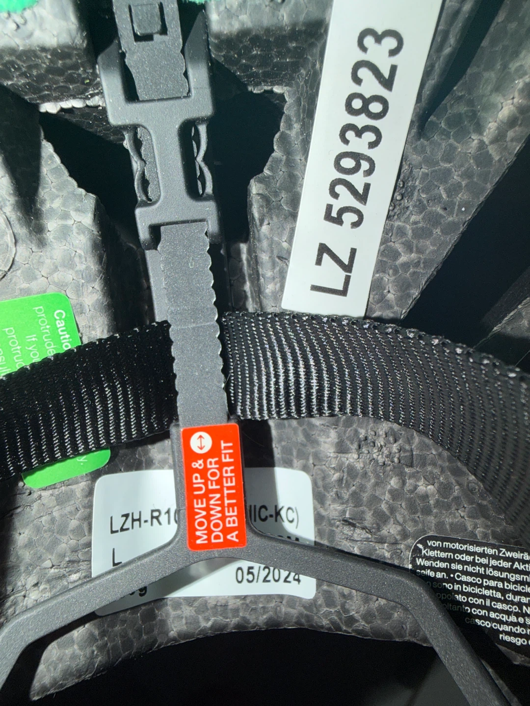 Lazer Black Cycling Helmet - photo 4