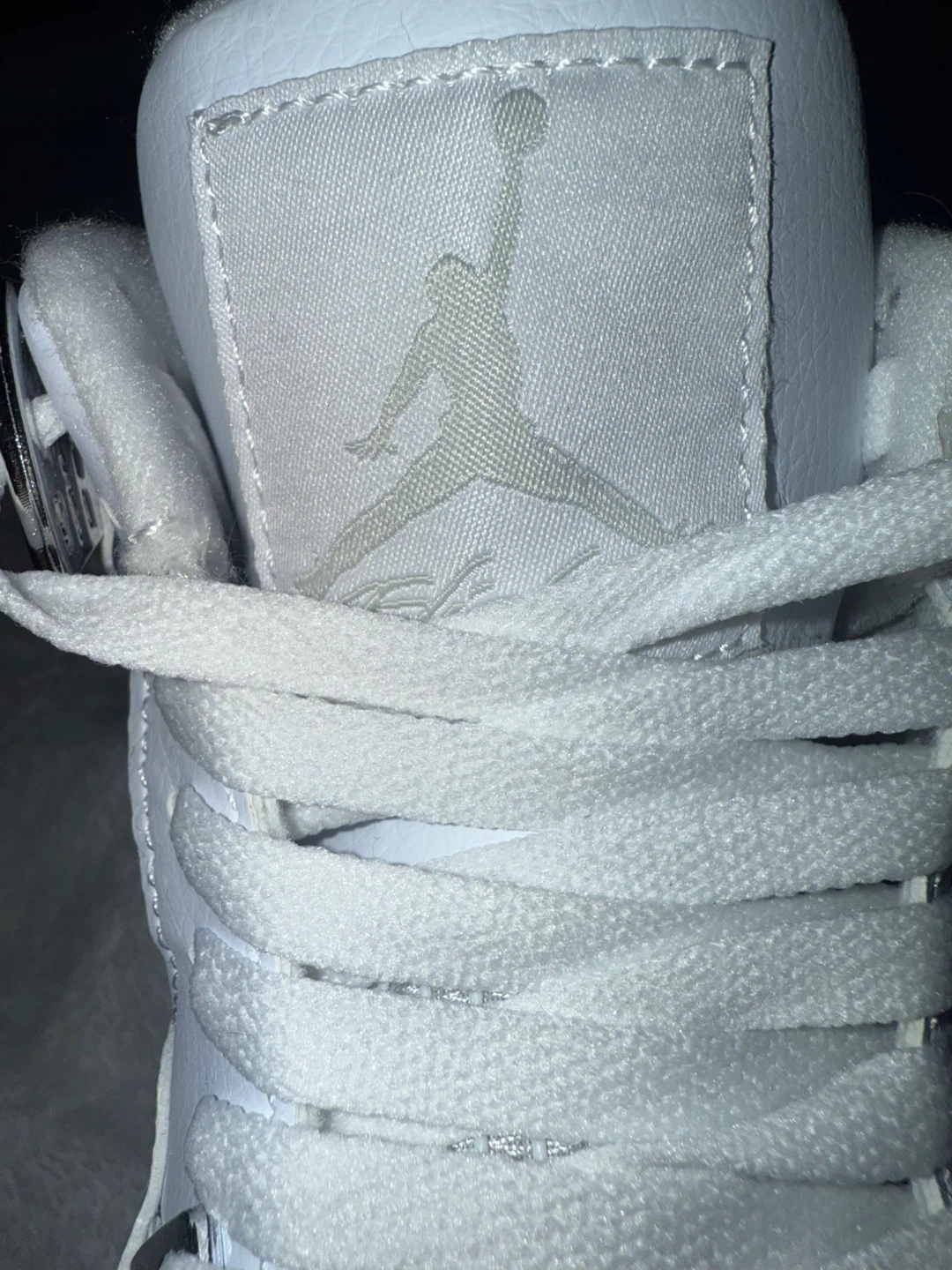 Air Jordan 4 pure moneys