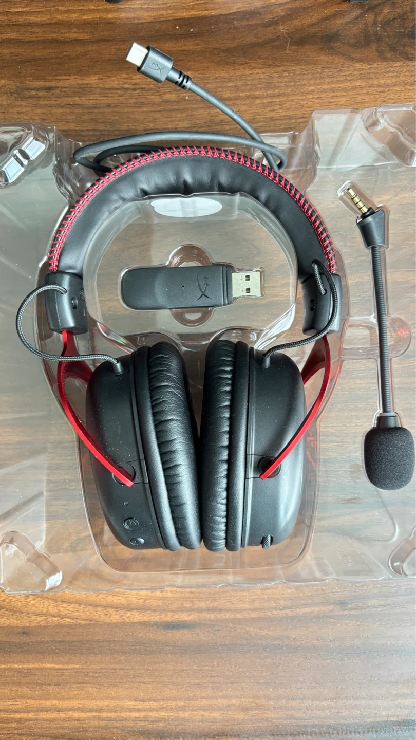 HyperX Cloud II Wireless Gaming Headset - photo 2