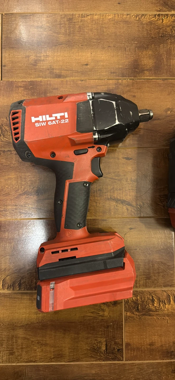 Hilti SIW 6AT-22 Impact Wrench with Charger and Battery - photo 4
