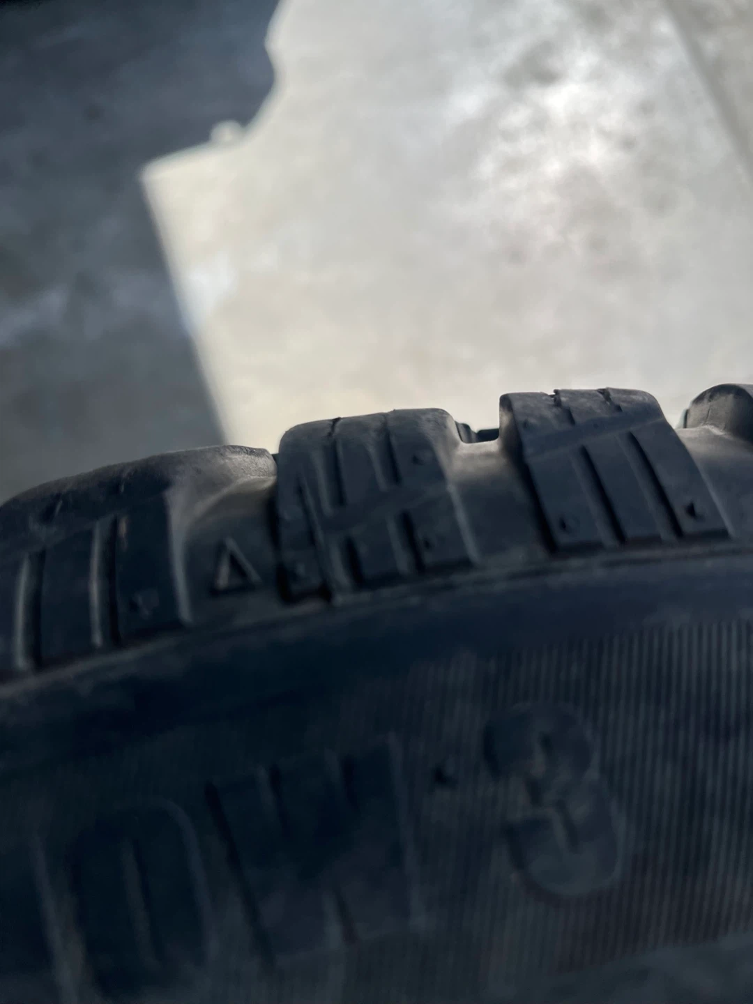 Winter tires on steel wheels - photo 3