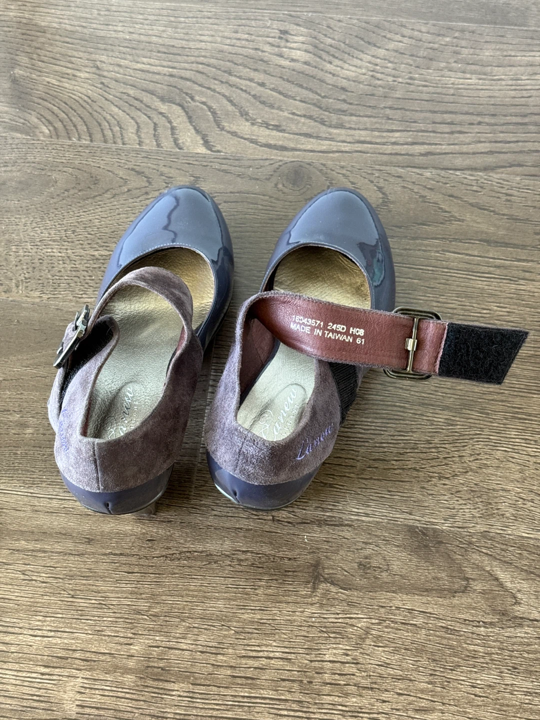 LaNew Women's Purple Patent Leather Mary Jane Heels Size 8 - photo 4