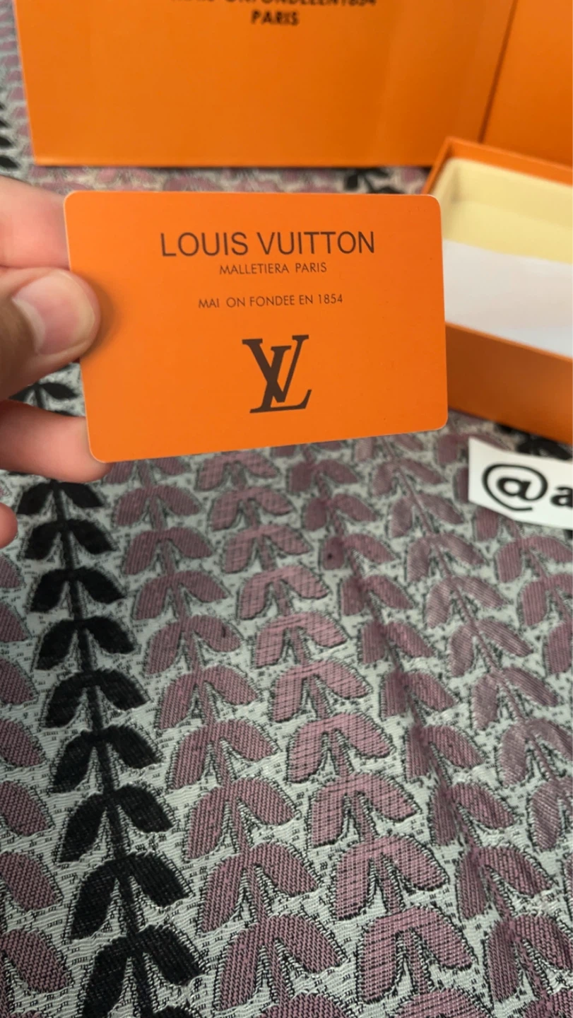 LV Wallet and Belt SET - photo 5