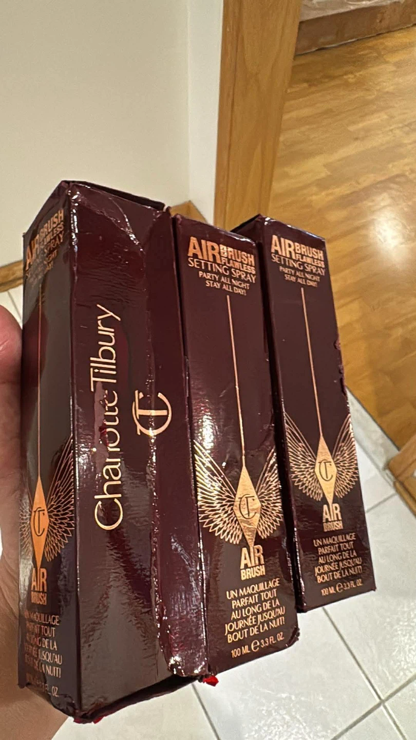 Charlotte Tilbury Airbrush Flawless Setting Spray - photo 3