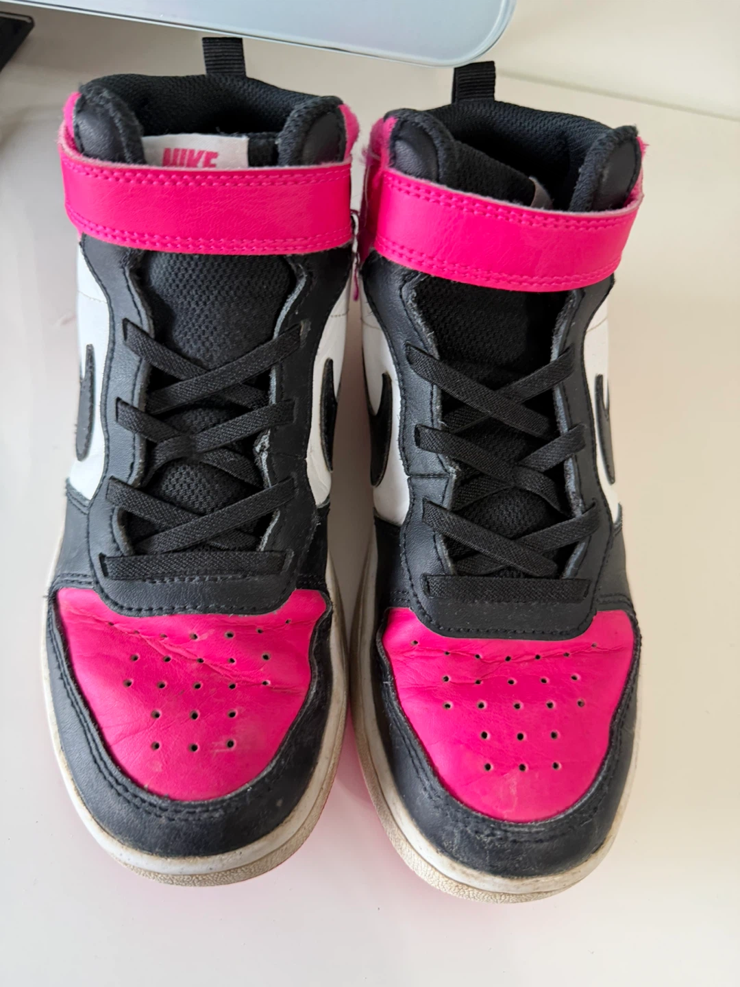 Size 2.5 girls Nike high tops - photo 3