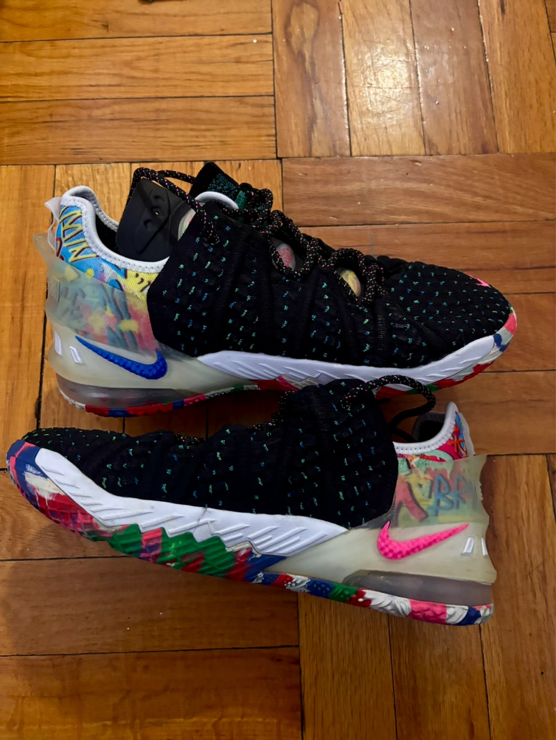 Nike LeBron 18 Low