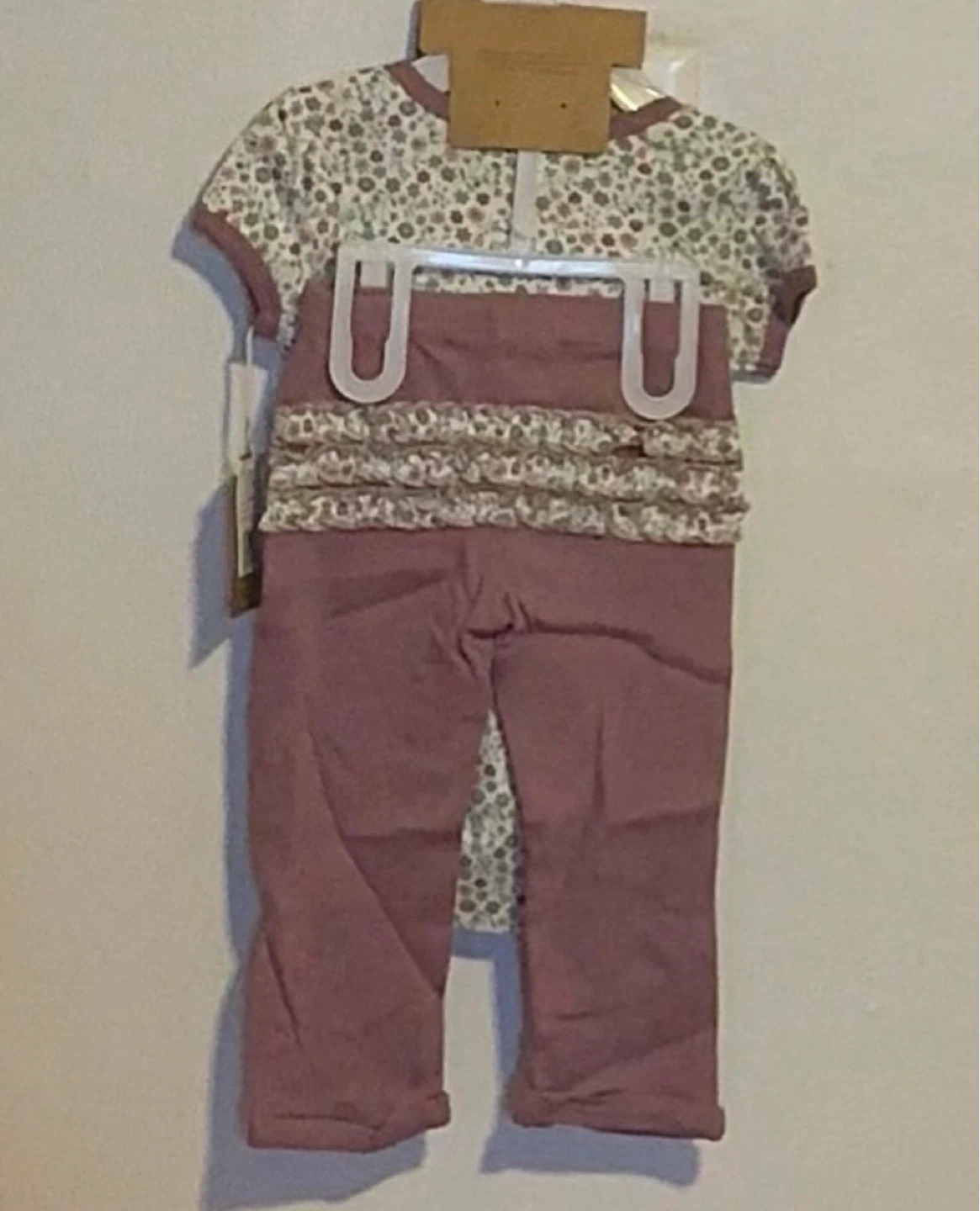 GIRLS 4PC SUITE (SIZE:6-9 MONTHS - photo 2