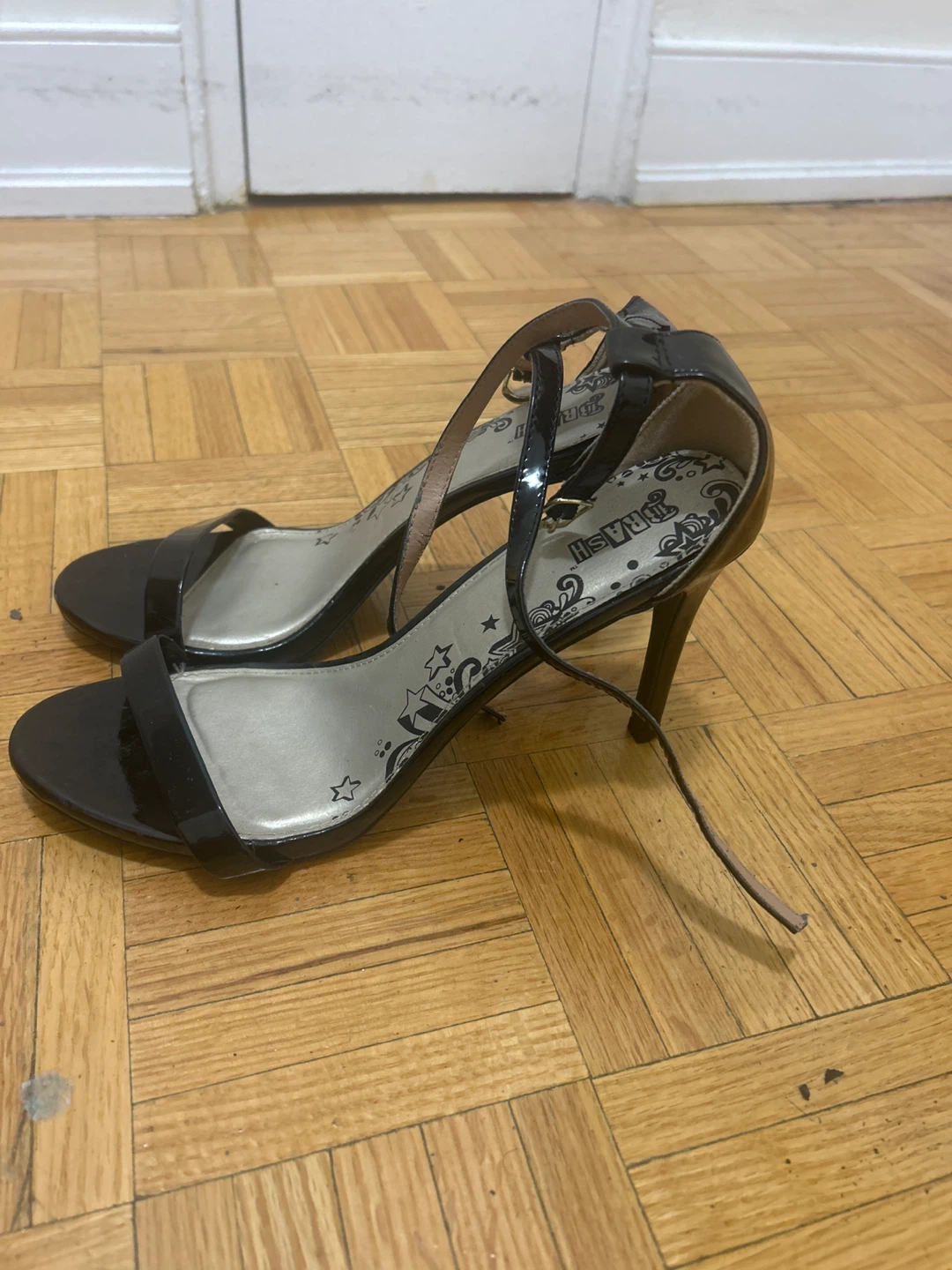 Late 2000s/ early 2010s Black Patent Heels - "BRASH" - photo 4