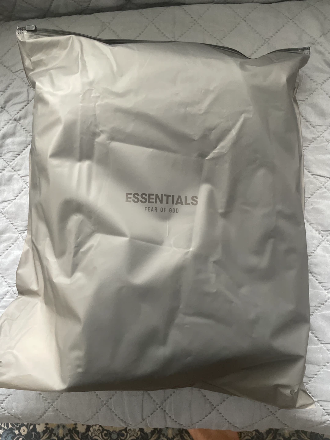 Fear of God Essentials Hoodie *Super Negotiable* - photo 5