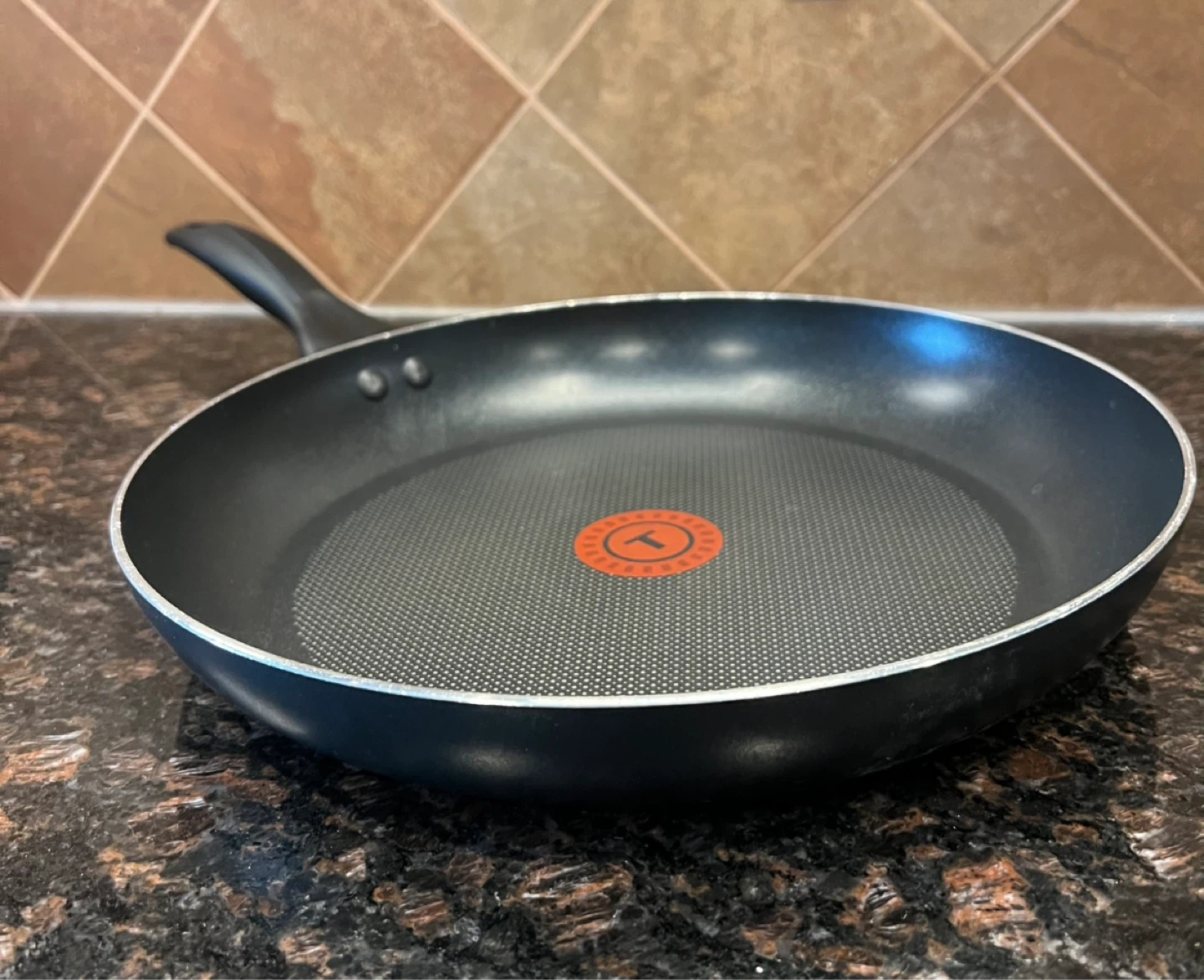 Nonstick Frying Pan - photo 3