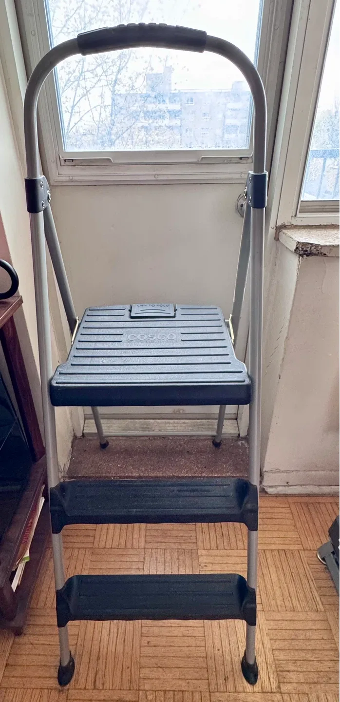 Cosco 3-Step Stool
