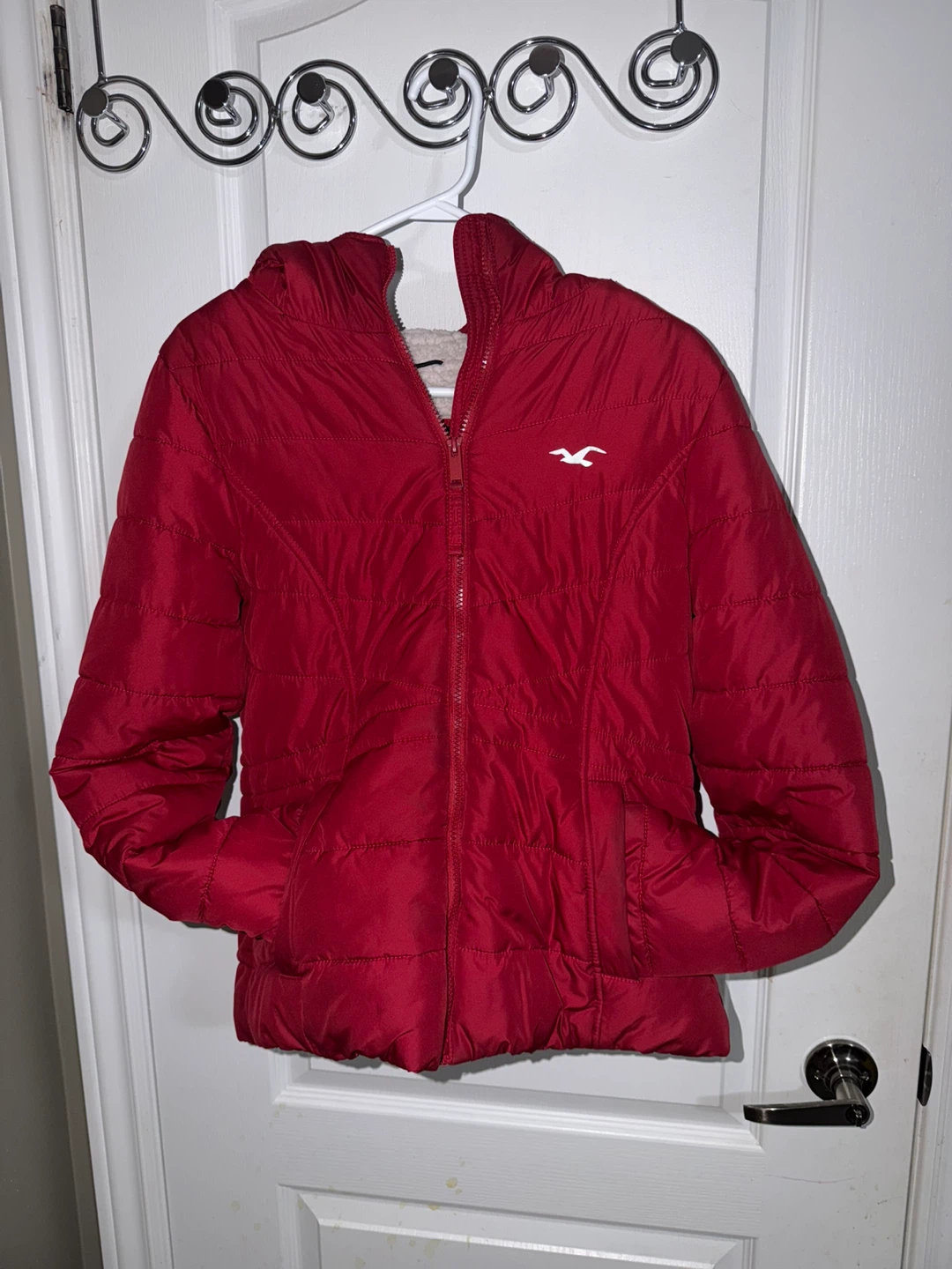 Hollister Red Puffer Jacket - Size Medium