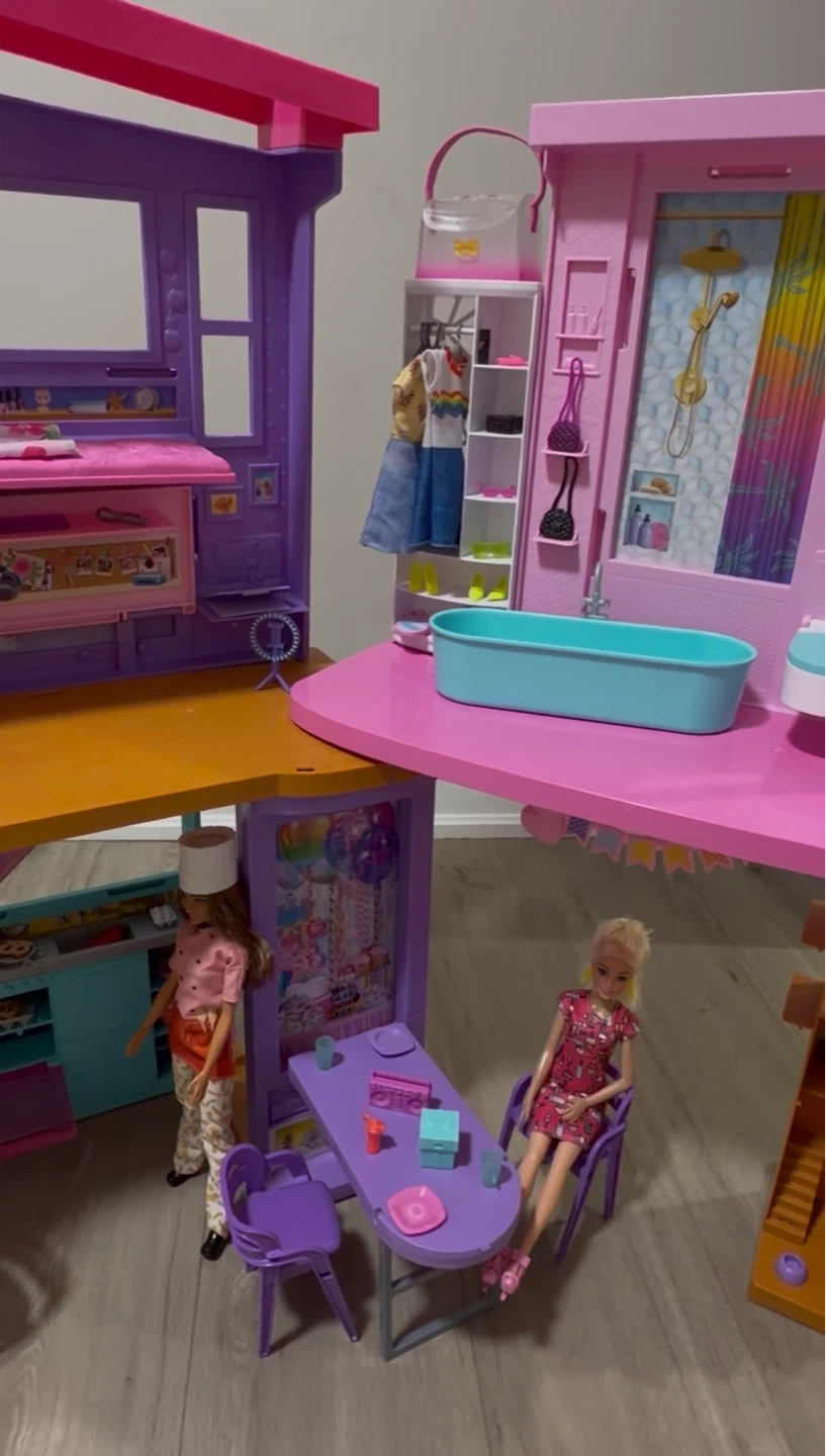 Barbie Dreamhouse Playset - photo 4