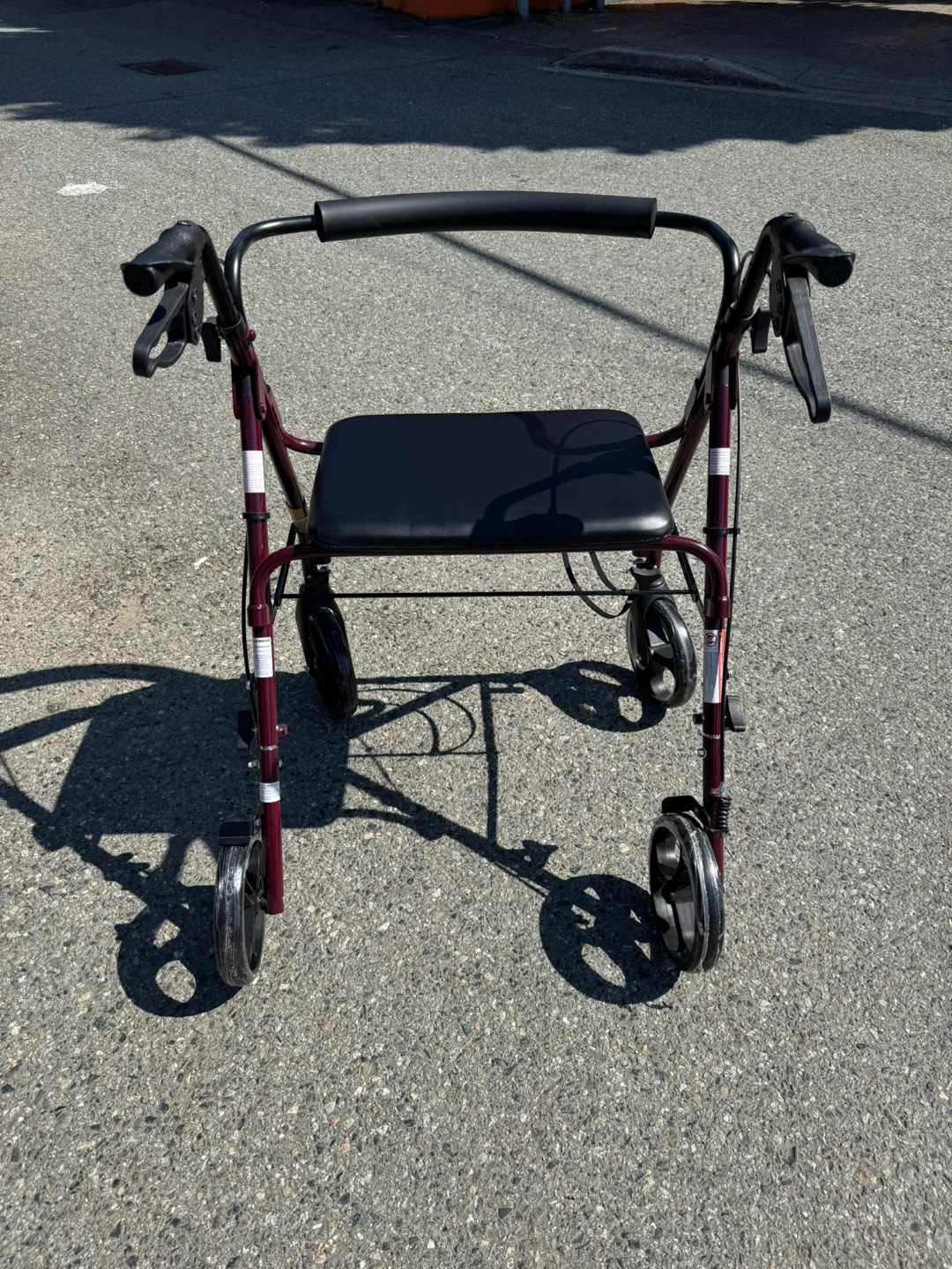 Rollator Walker with Seat and Brakes