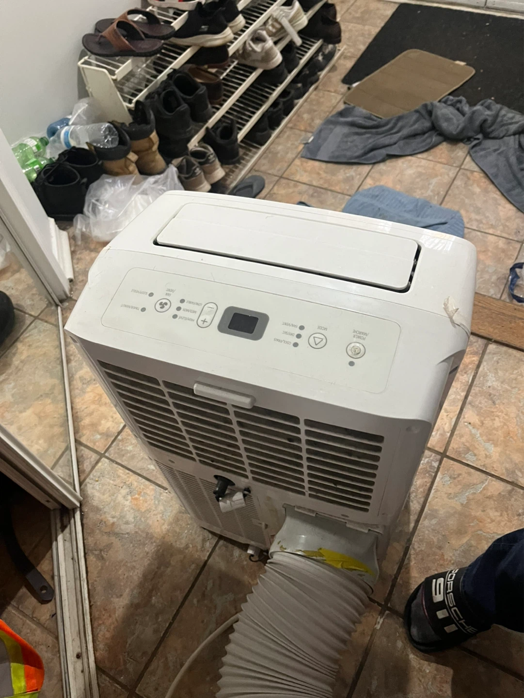 NOMA 9,000 BTU Portable Air Conditioner – Excellent Condition - photo 3