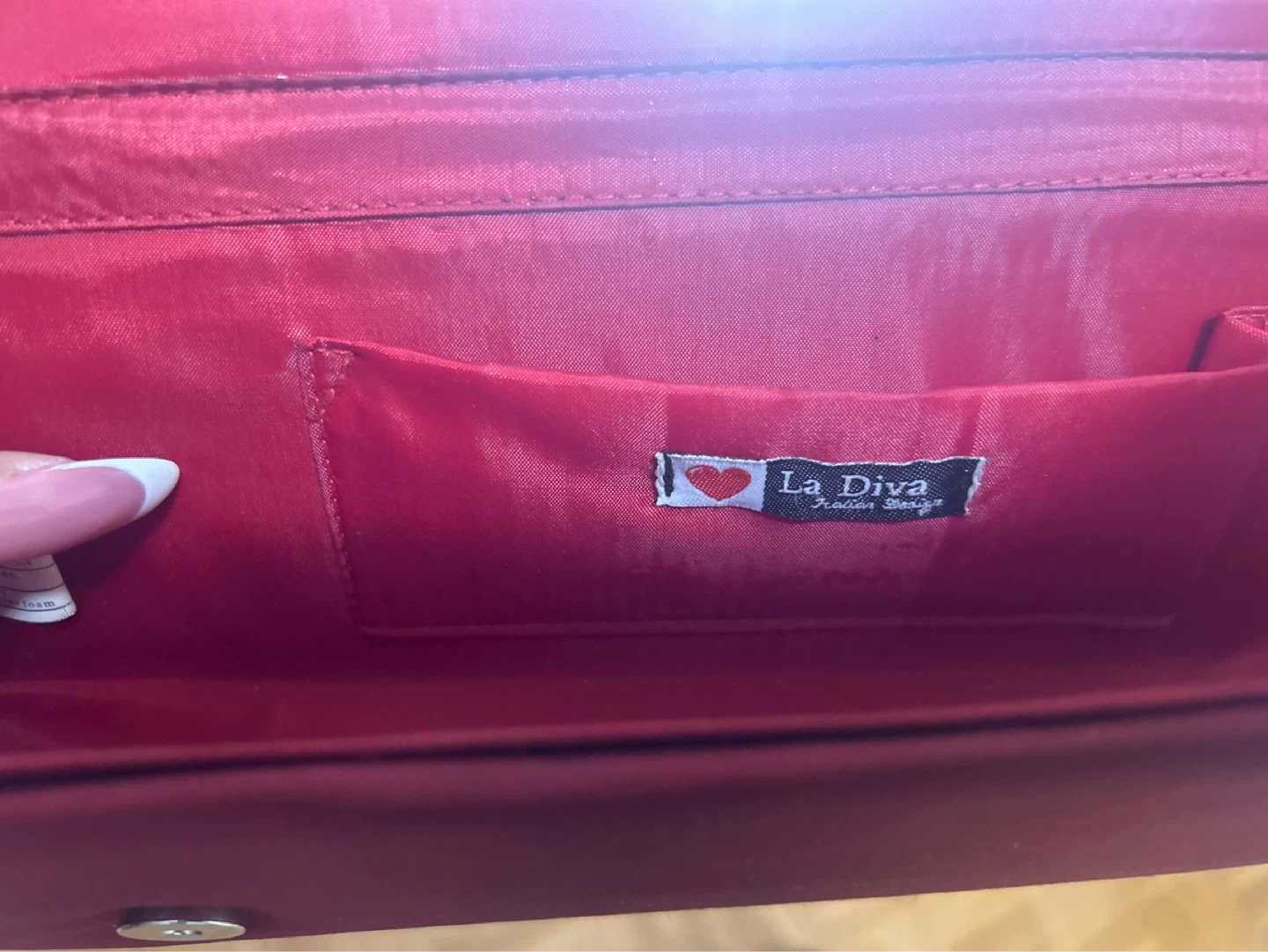 La Diva Red Clutch with Chain - photo 4