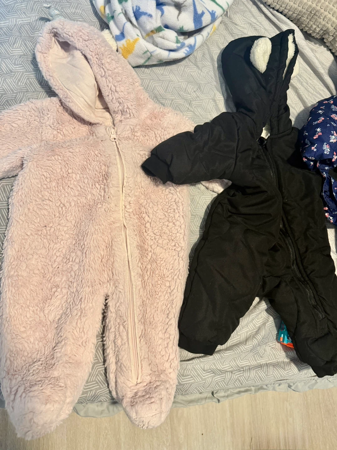 Bundle of 5 Baby Snowsuits - Various Sizes & Colours - photo 3