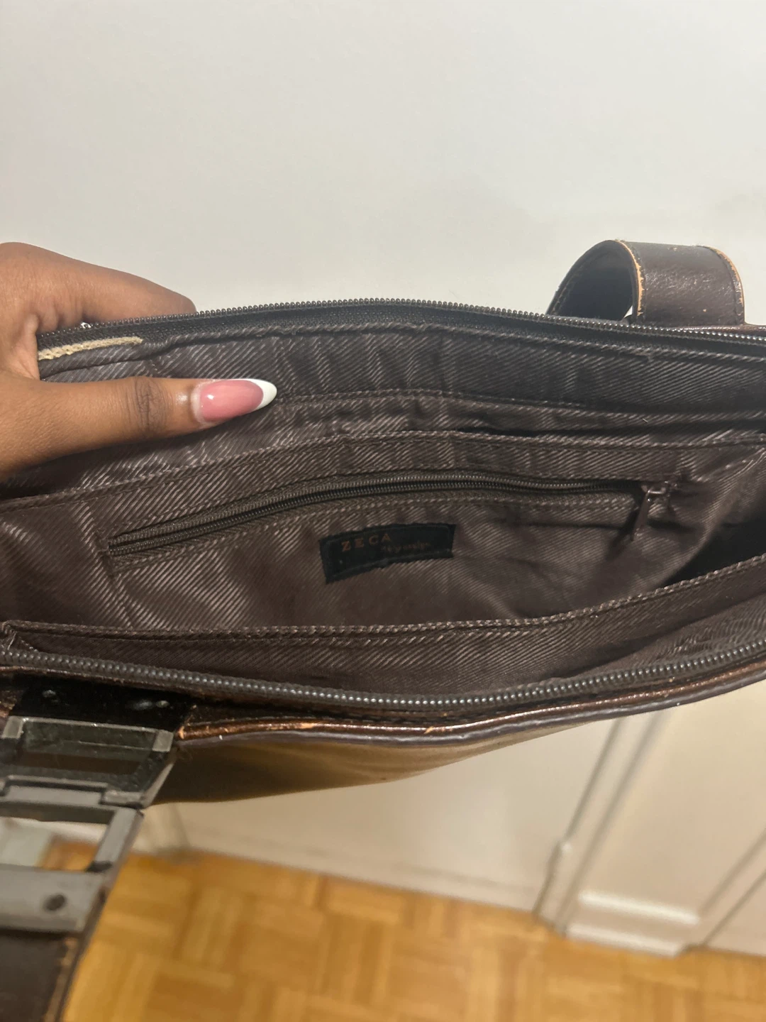 ZECA Brown Leather Shoulder Bag - photo 4