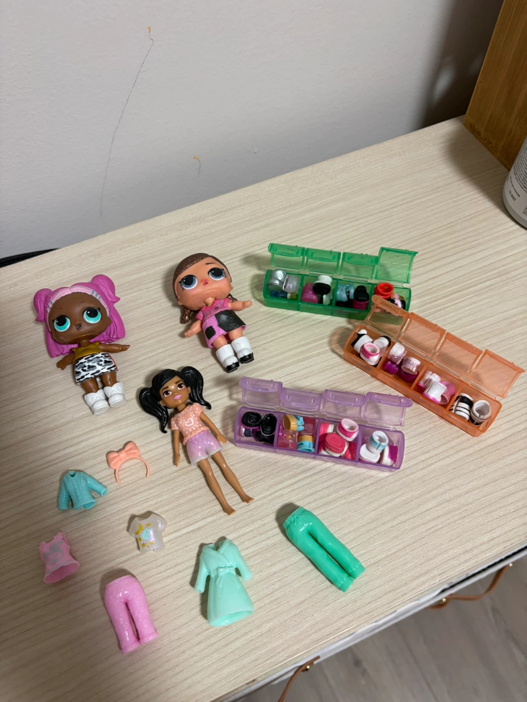 LOL Surprise Dolls and Accessories Bundle