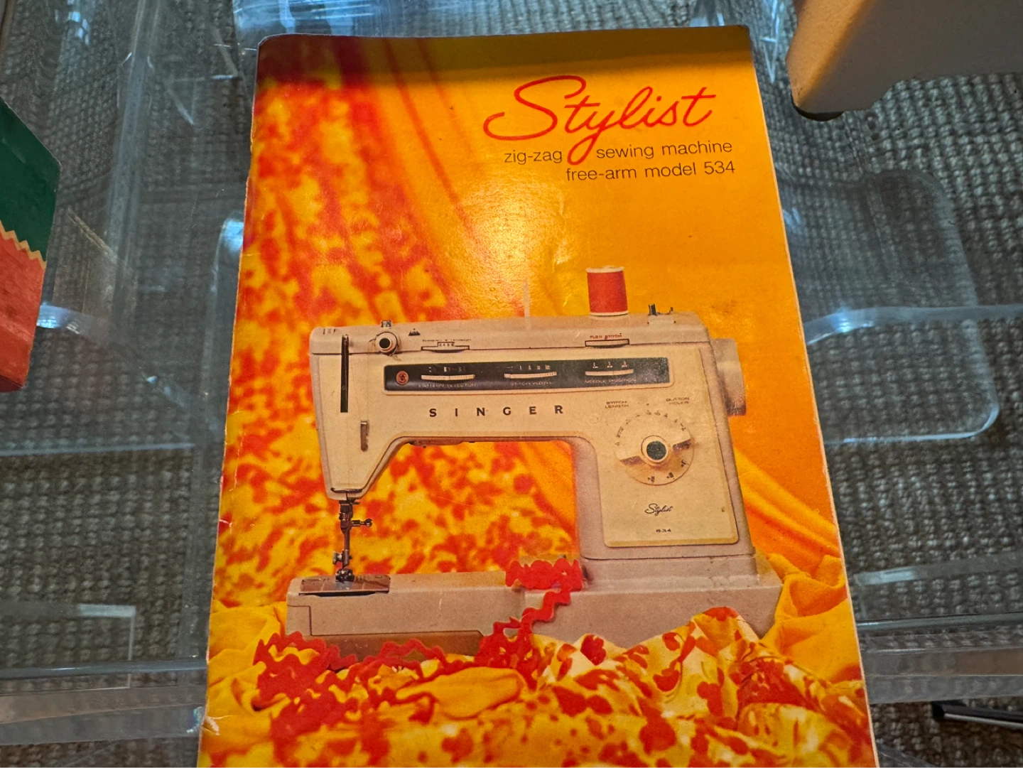 Singer Stylist 534 Free-Arm Zig-Zag Sewing Machine - photo 2