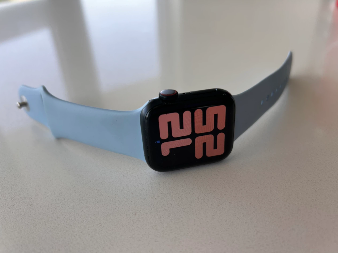 CELLULAR + GPS Apple Watch SE (2nd Gen) – 40mm Midnight