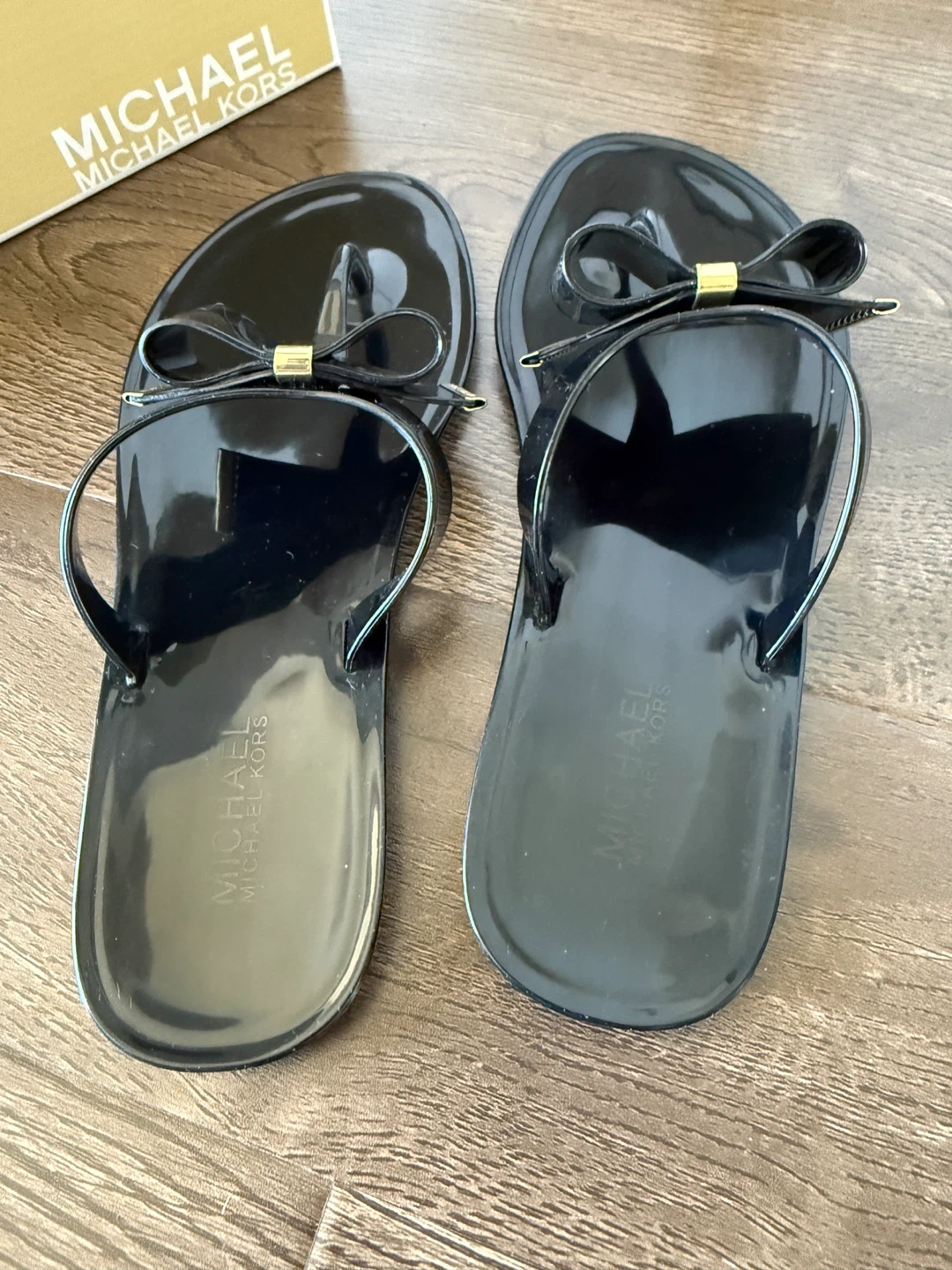 Michael Kors Black Kayden Jelly Bow Flip Flops (size 8) - photo 5
