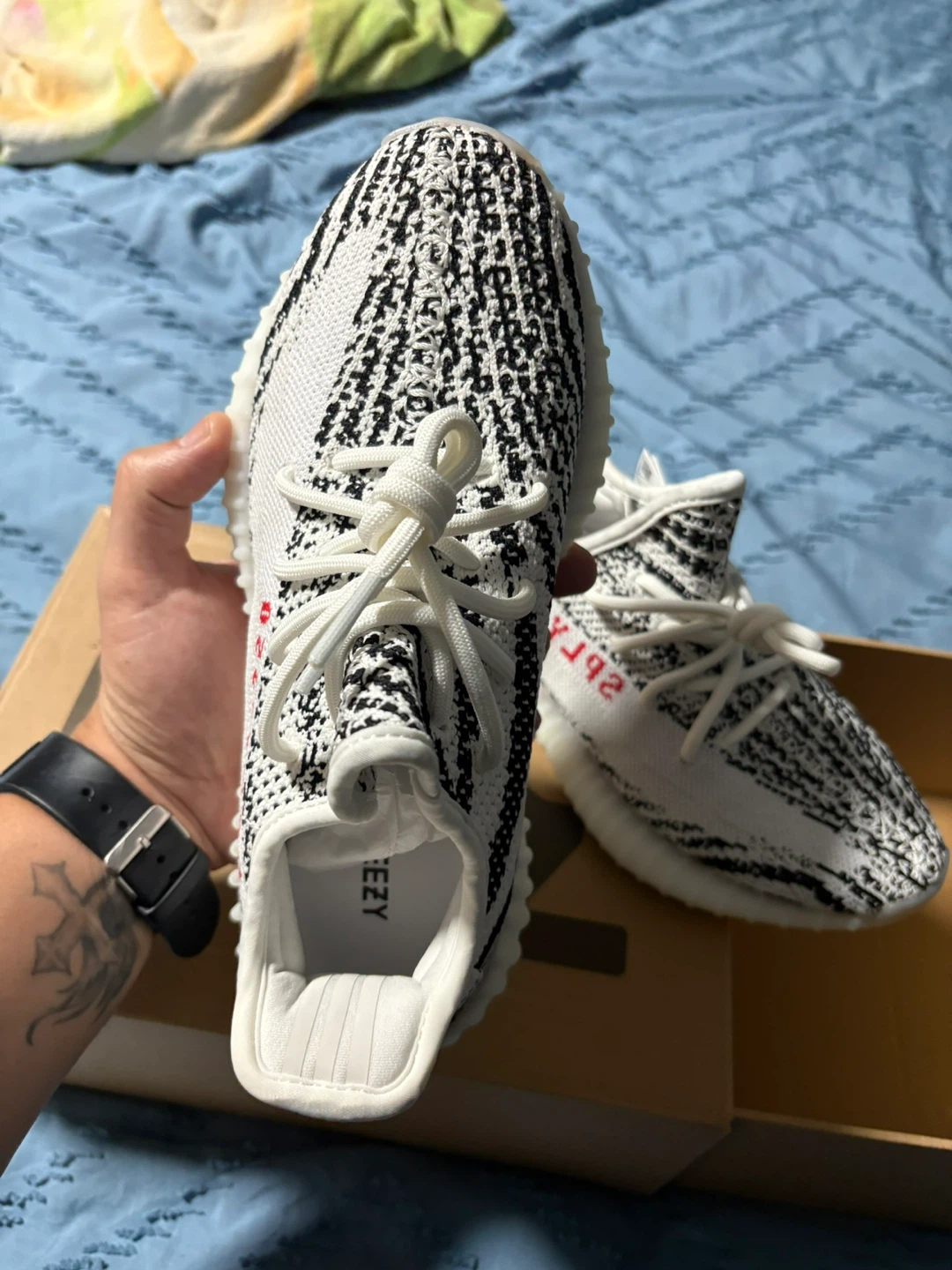 Adidas Yeezy Boost 350 V2 Zebra size 4,5,6,7.5,8,8.5 - photo 2