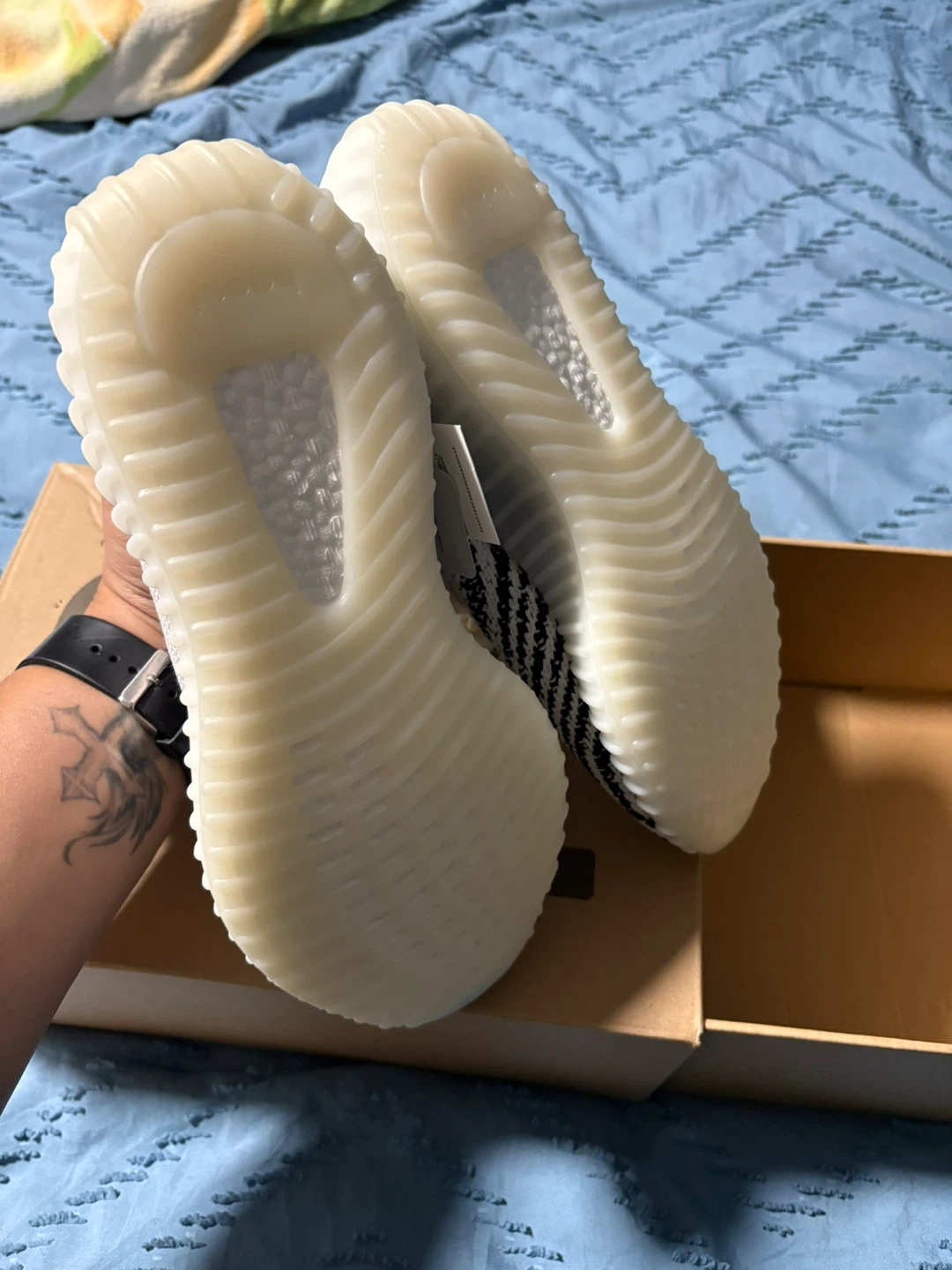 Adidas Yeezy Boost 350 V2 Zebra size 4,5,6,7.5,8,8.5 - photo 4