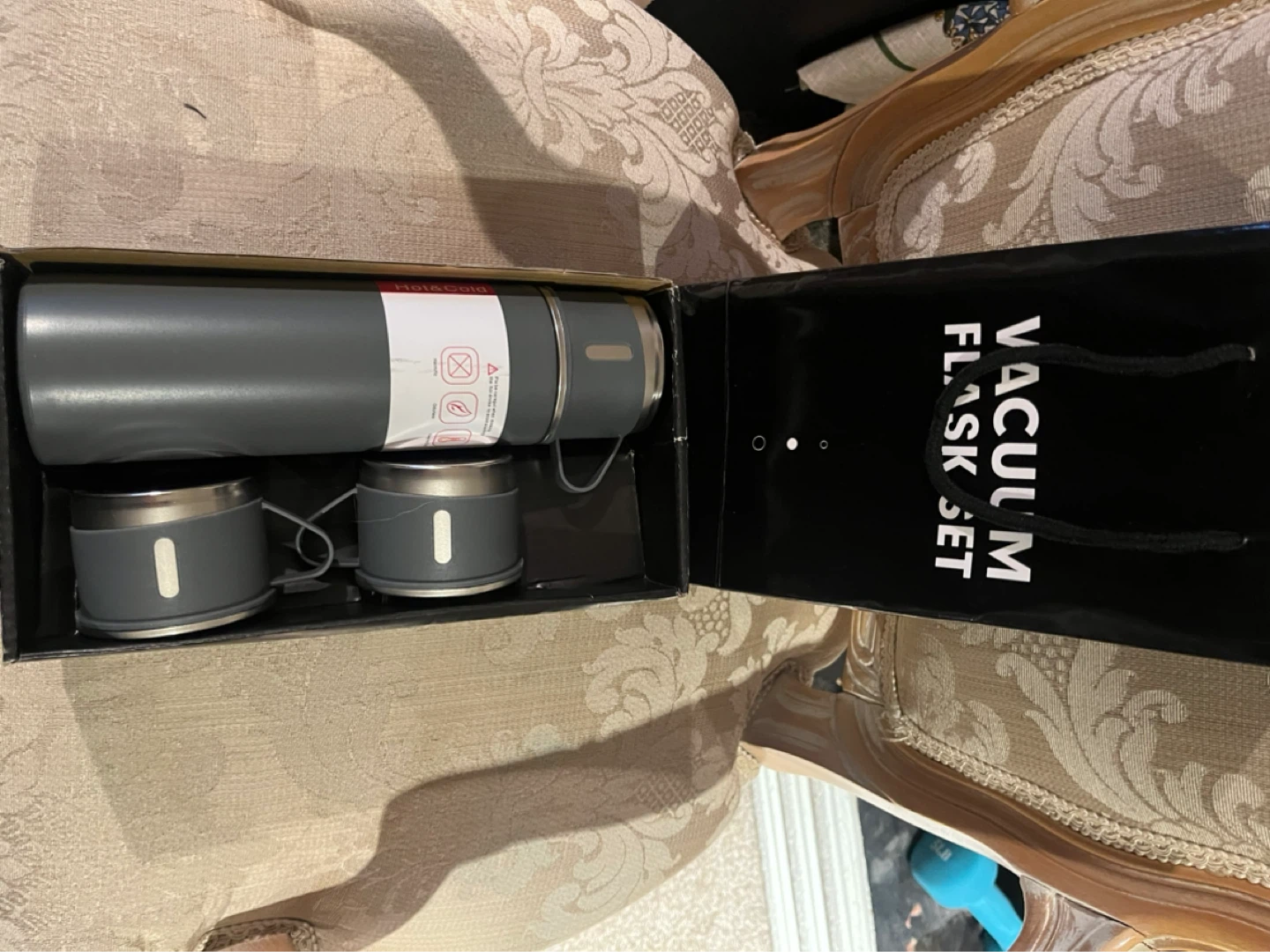 Hot & Cold Vacuum Flask Set