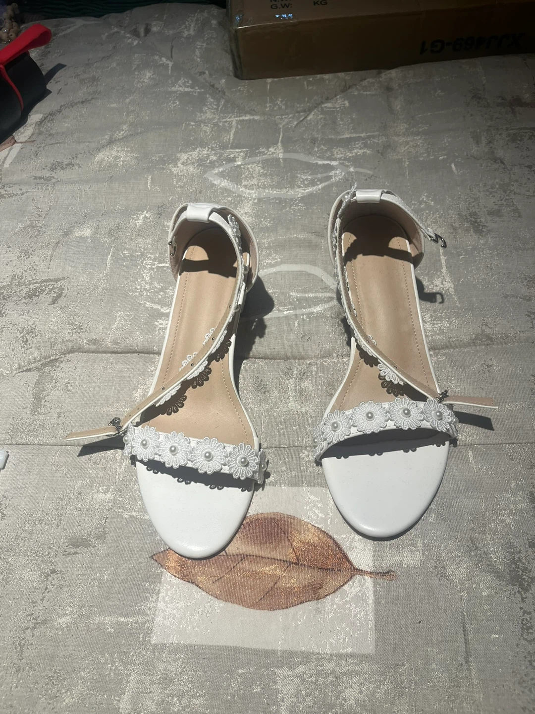Brand new White Floral Block Heel Sandals