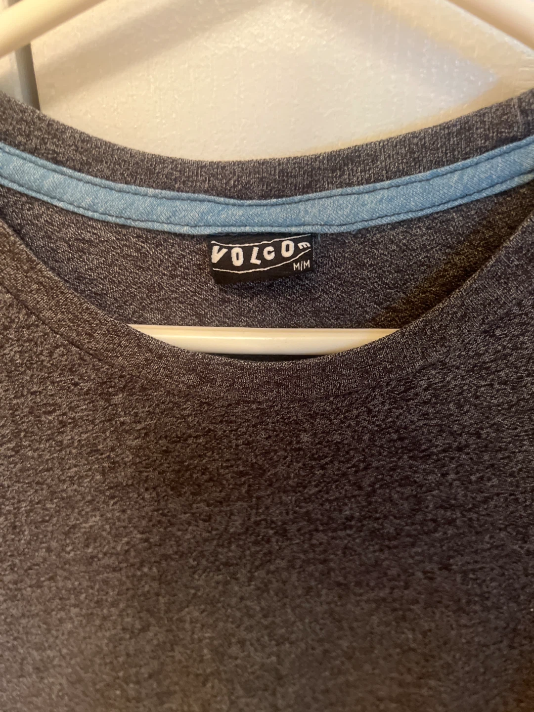 Volcom Men's T-Shirt Sz Medium - photo 2