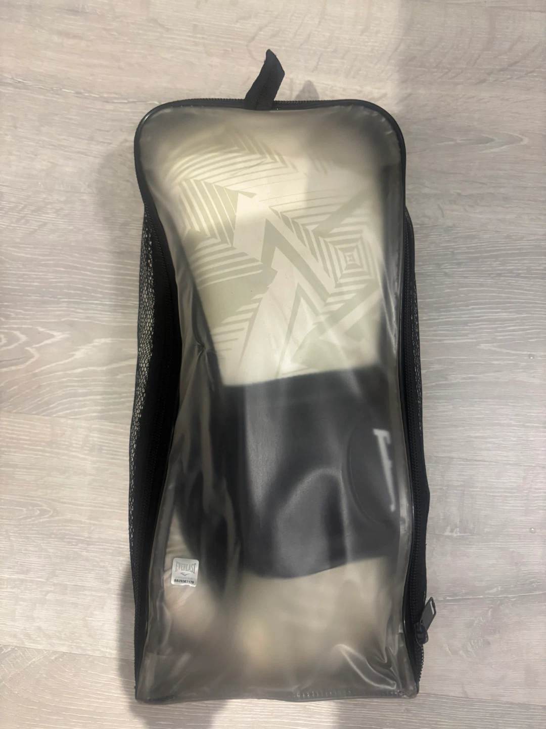 12 Oz Everlast Boxing Gloves with Bag - photo 2