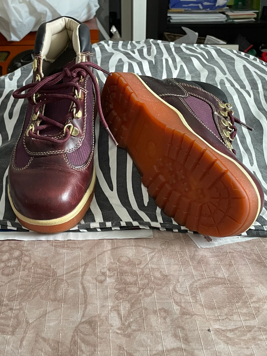 Timberland Burgundy Leather Hiking Boots Women's Size 7 - photo 2