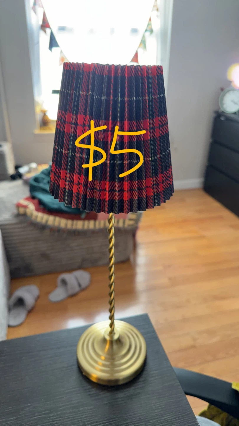 Table Lamp with Plaid Shade - photo 2