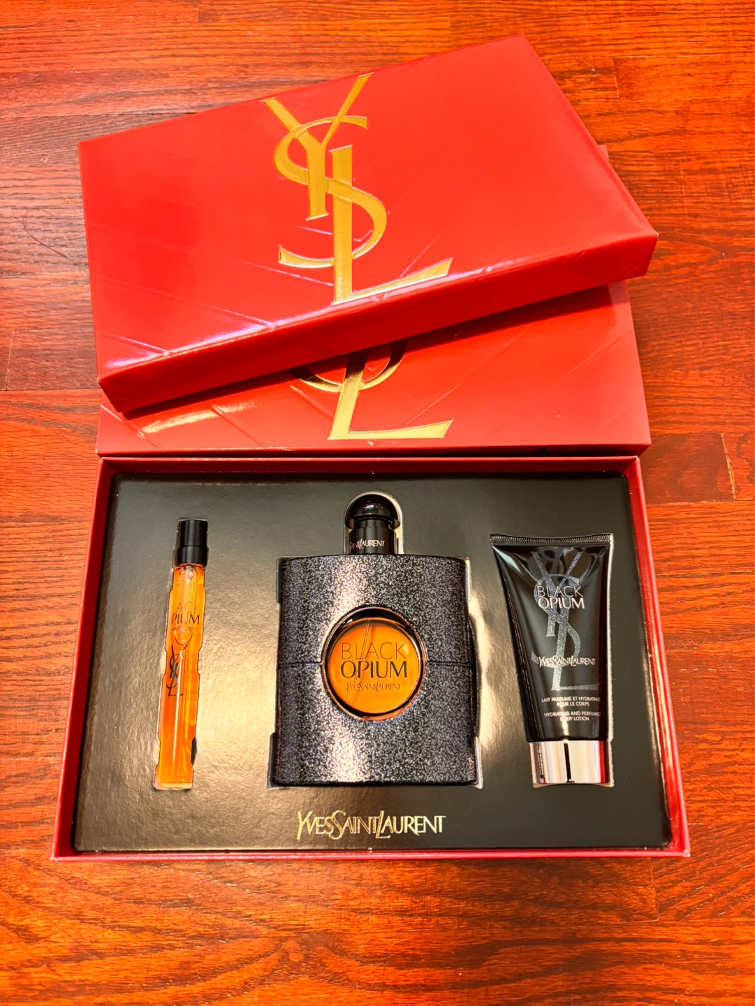 Yves Saint Laurent Black Opium Eau de Parfum Gift Set