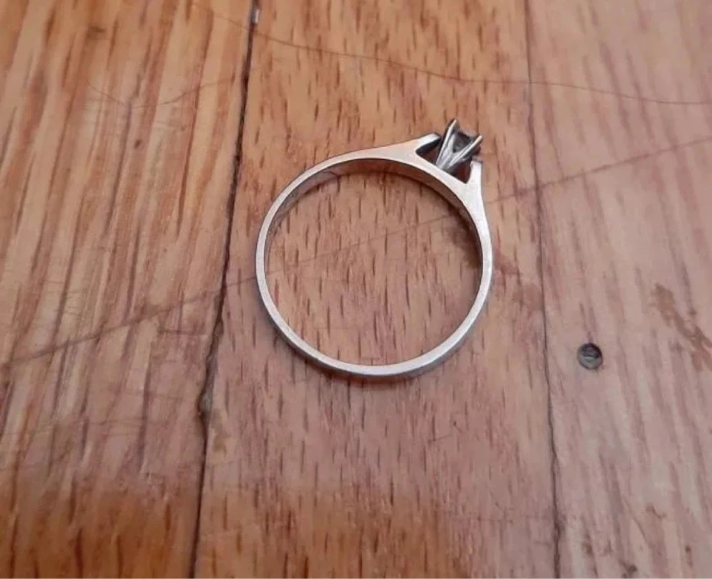 10k white gold diamond ring - photo 3