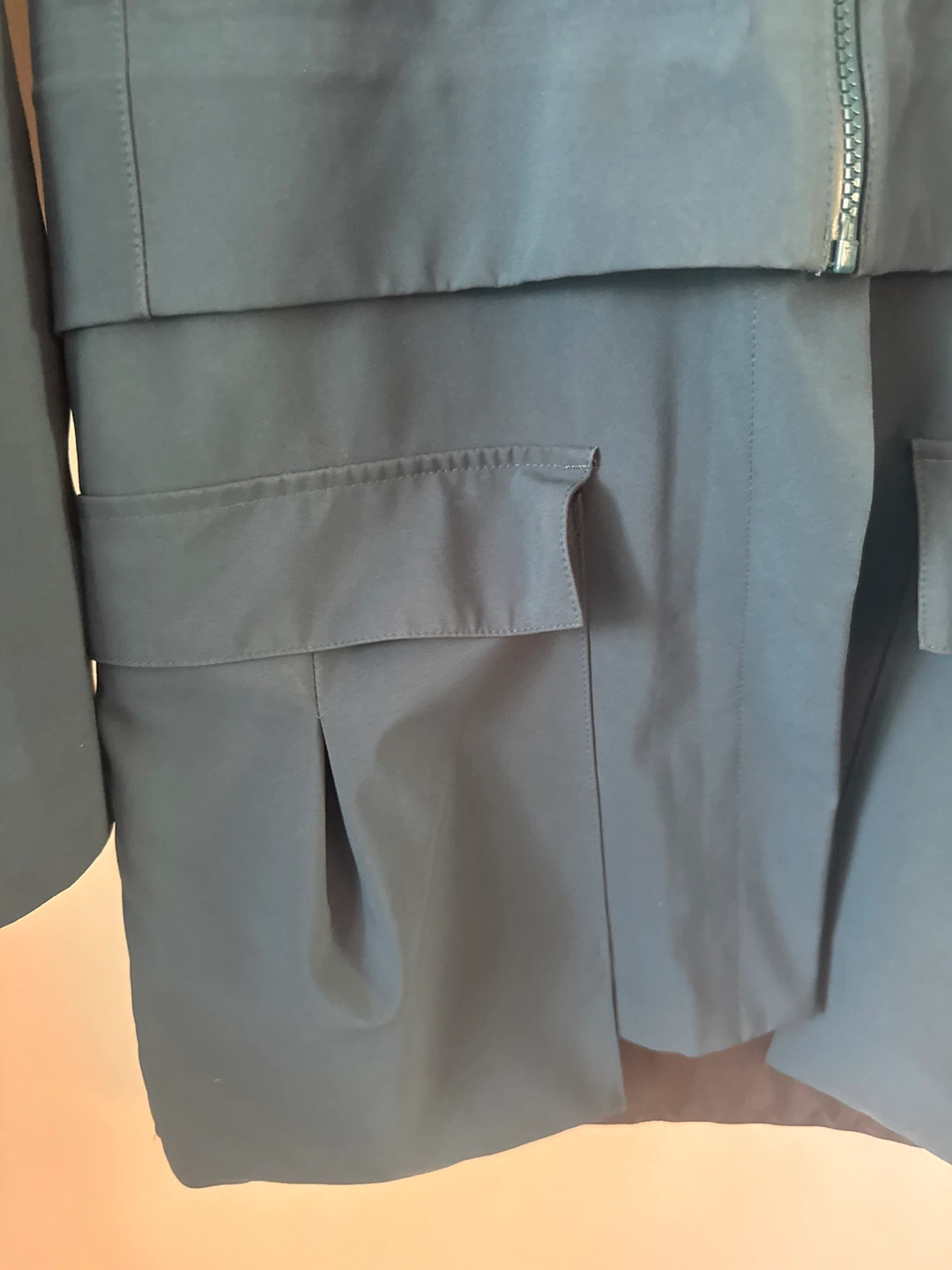 Lululemon two in oneHooded Rain Jacket - photo 3