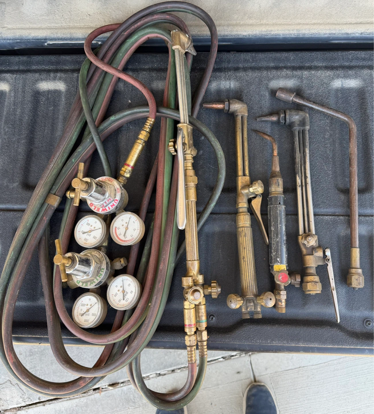 Oxy-Acetylene Cutting Torches with Hoses and Regulators