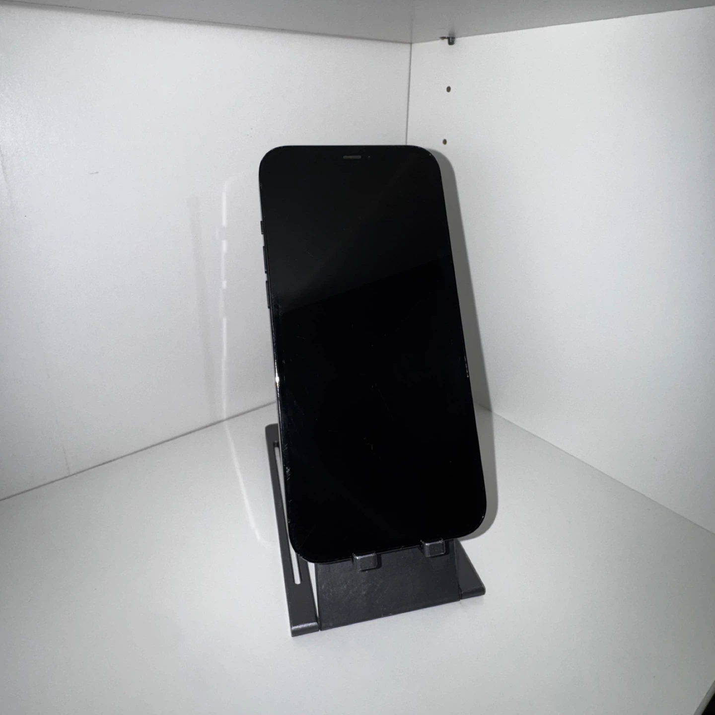 iPhone 12 Pro Max with USB-C to Lightning Cable & Power Adapter - photo 2