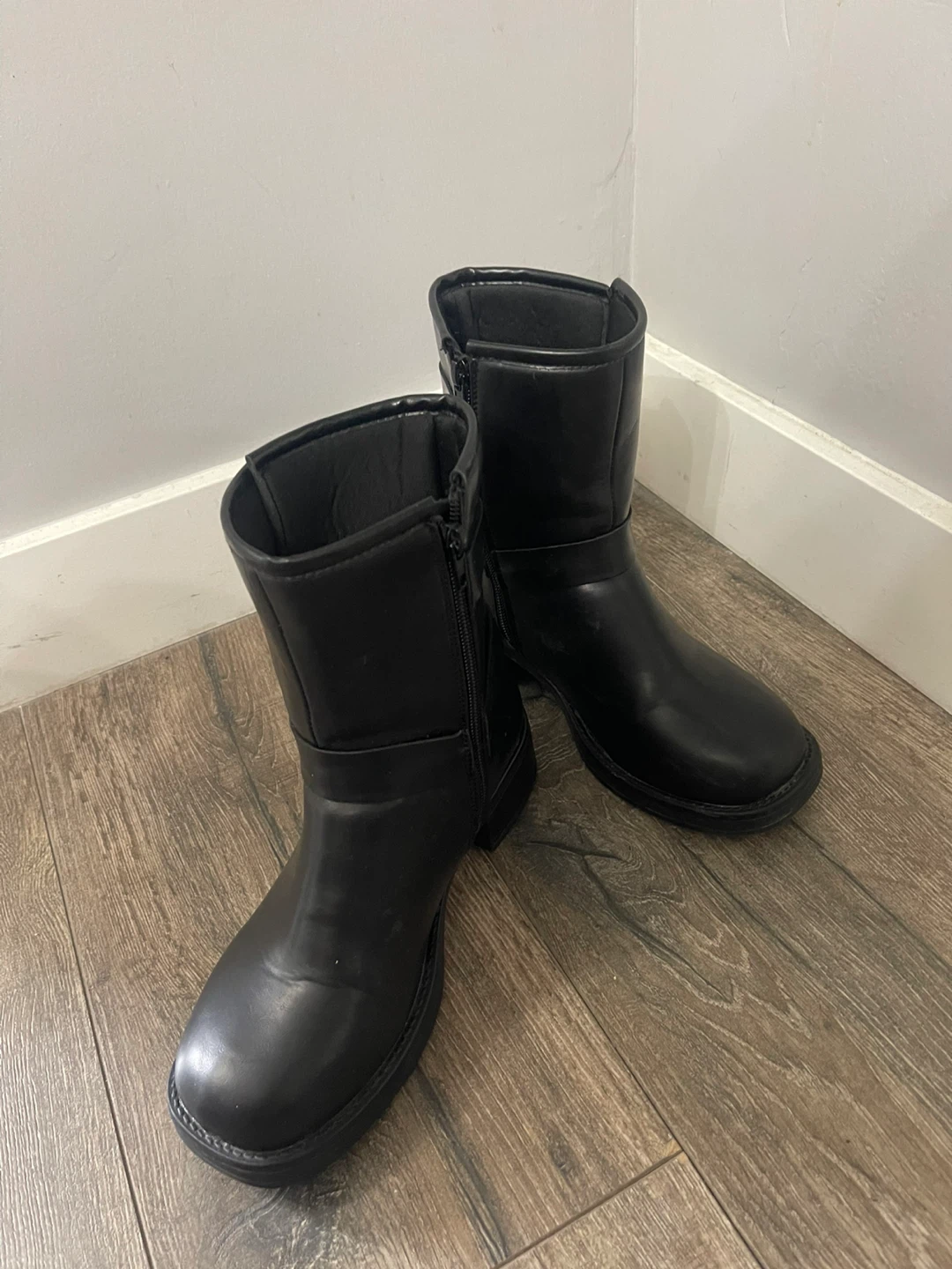 Women Boots