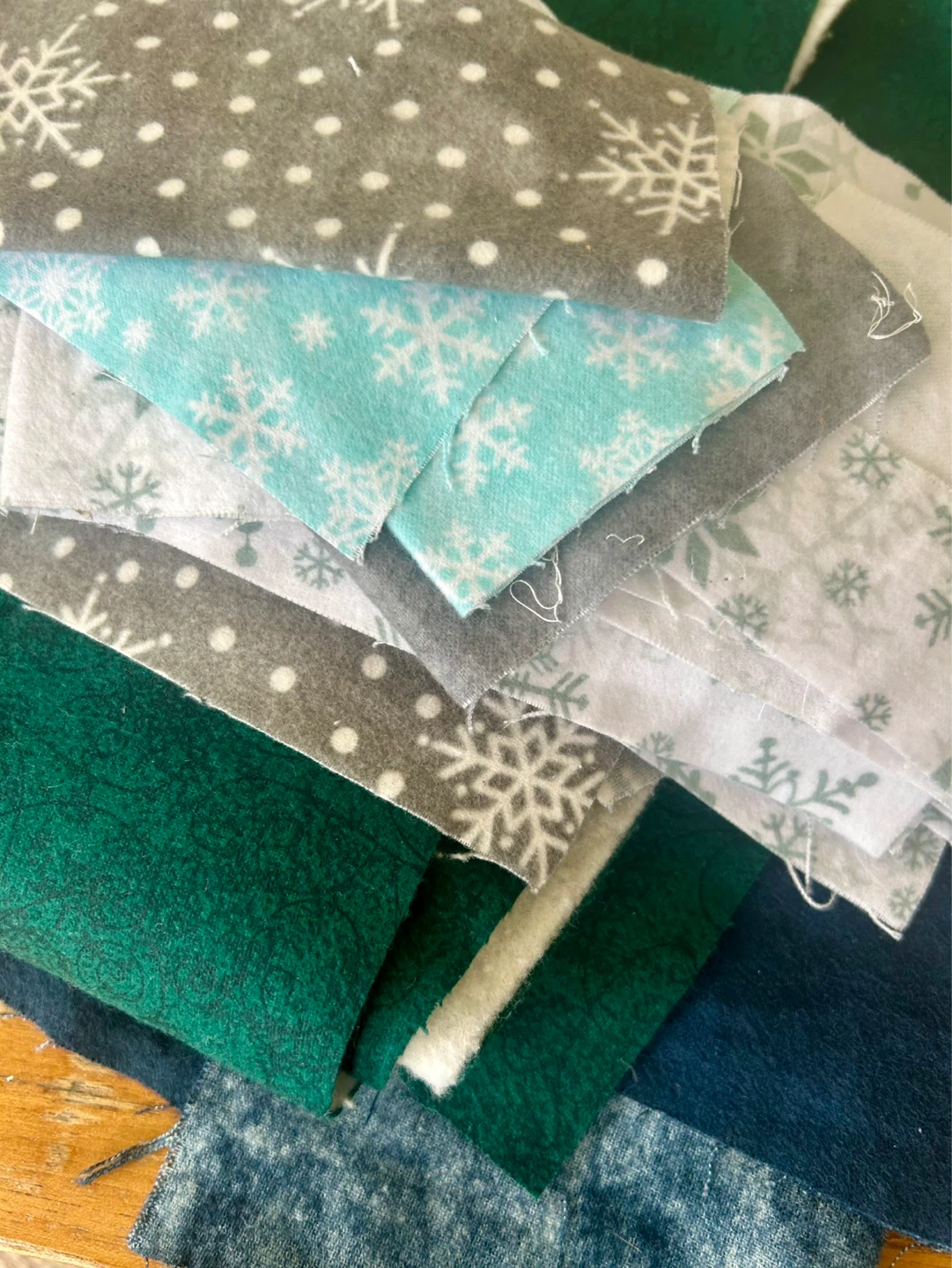 Flannelette Fabric Scraps Bundle - Winter Themed