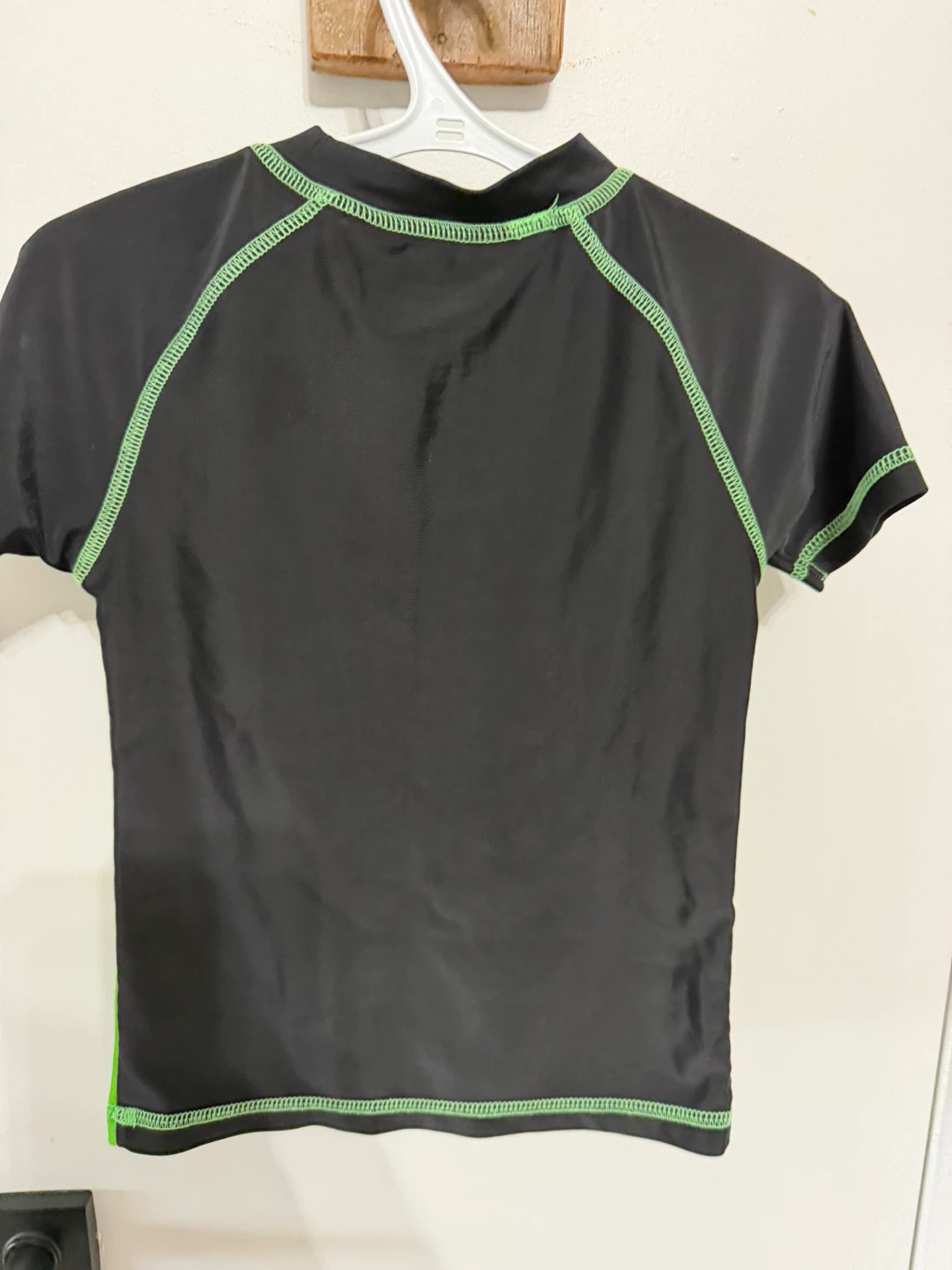 Size 6 Minecraft swim shirt - photo 3